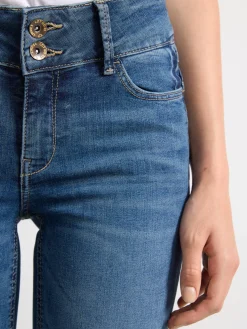 Jeans><noscript><img width=