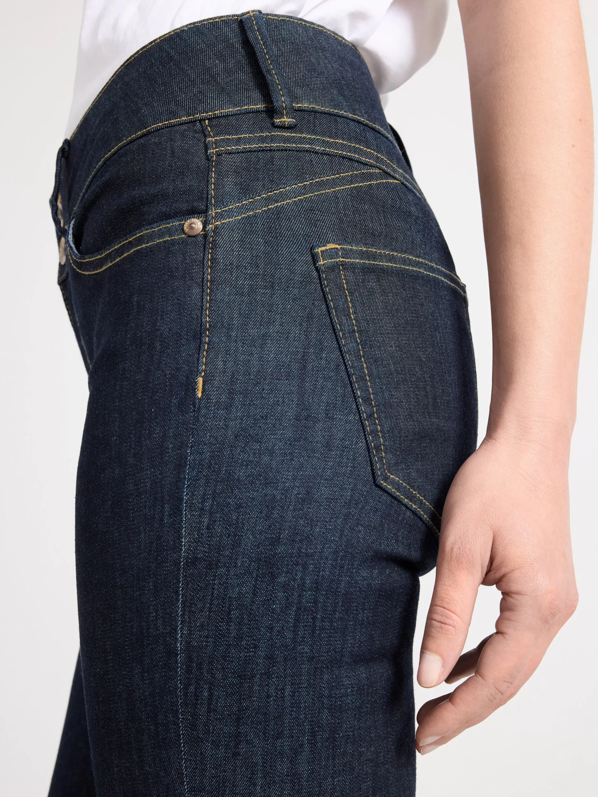 Jeans>Lindex Lilly Bla Slim Fit Shapingjeans Dark Denim