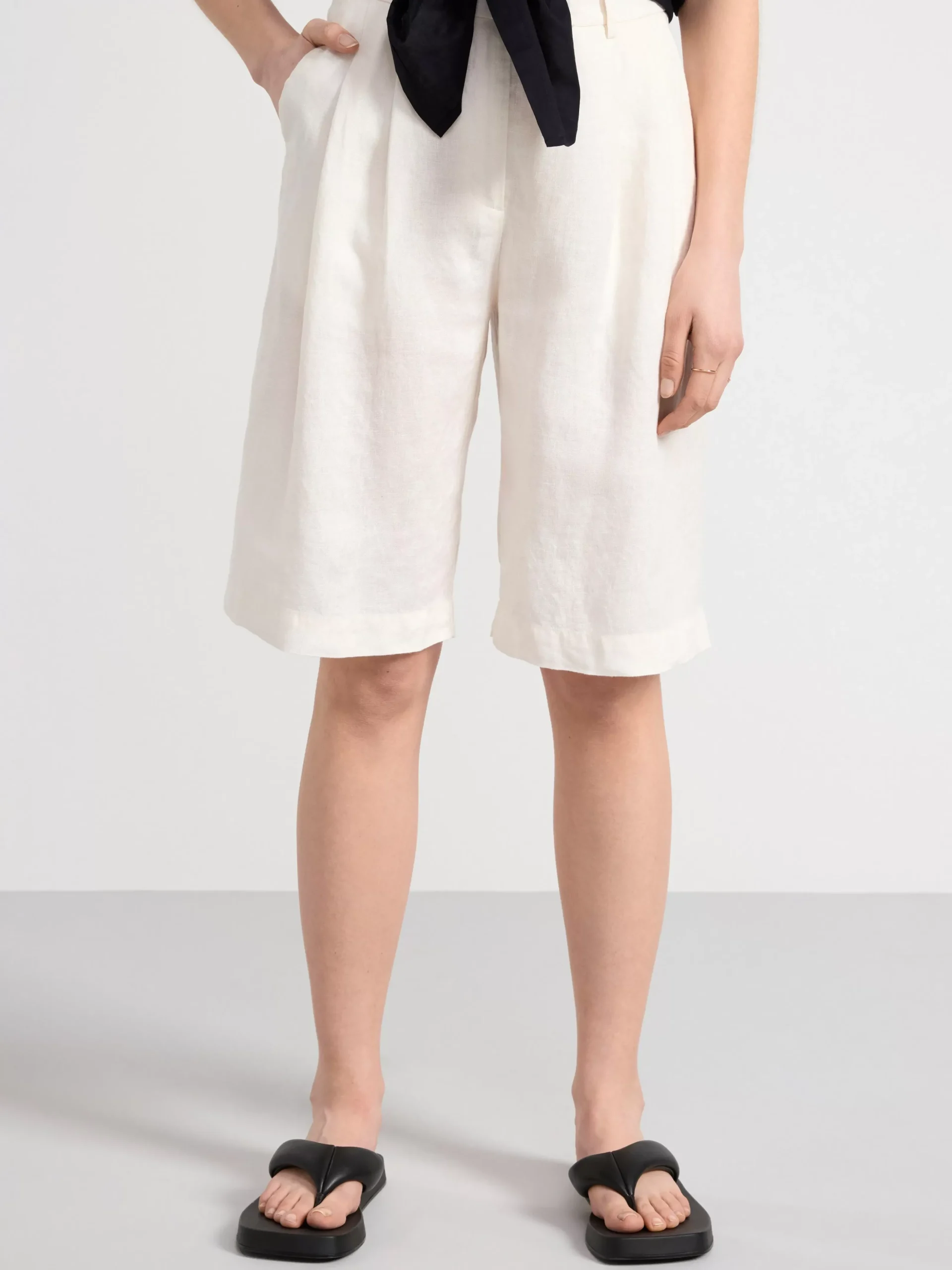 Shorts & Cykelbyxor>Lindex Linneshorts Light White