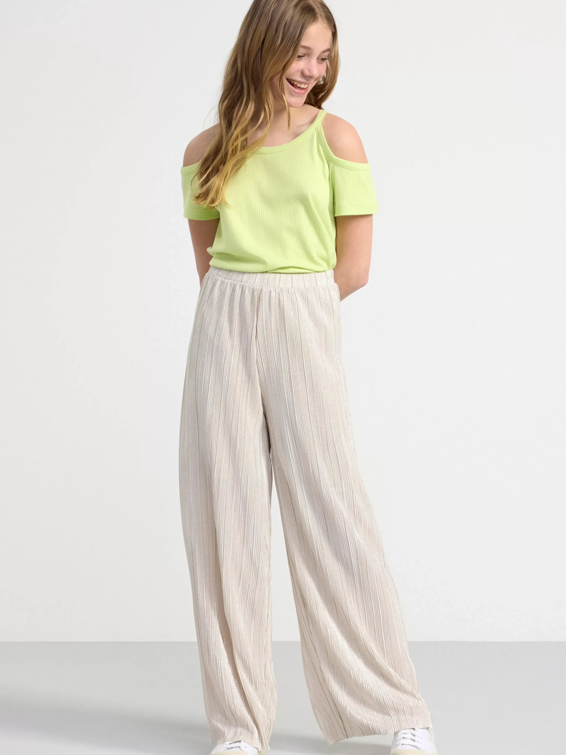 Toppar & T-Shirts>Lindex Lost Sittande Topp Med Bara Axlar Light Green