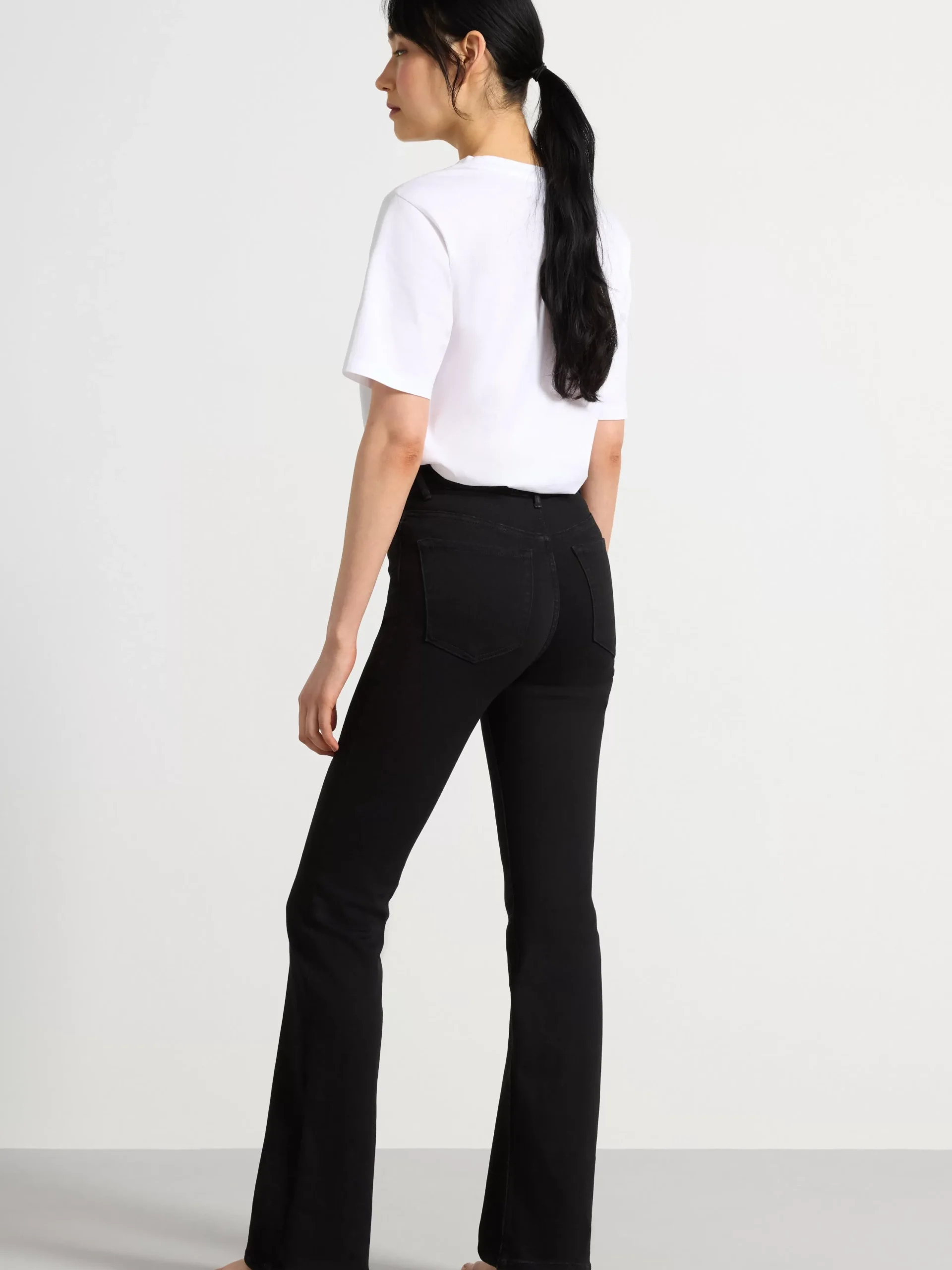 Jeans>Lindex Mira Curve Super Stretch Flared Jeans Black
