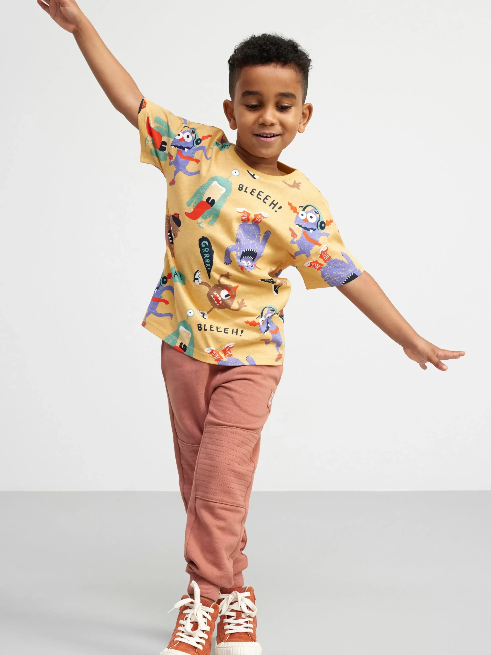 Byxor & Leggings>Lindex Mjukisbyxor Med Forstarkt Kna Dark Dusty Pink