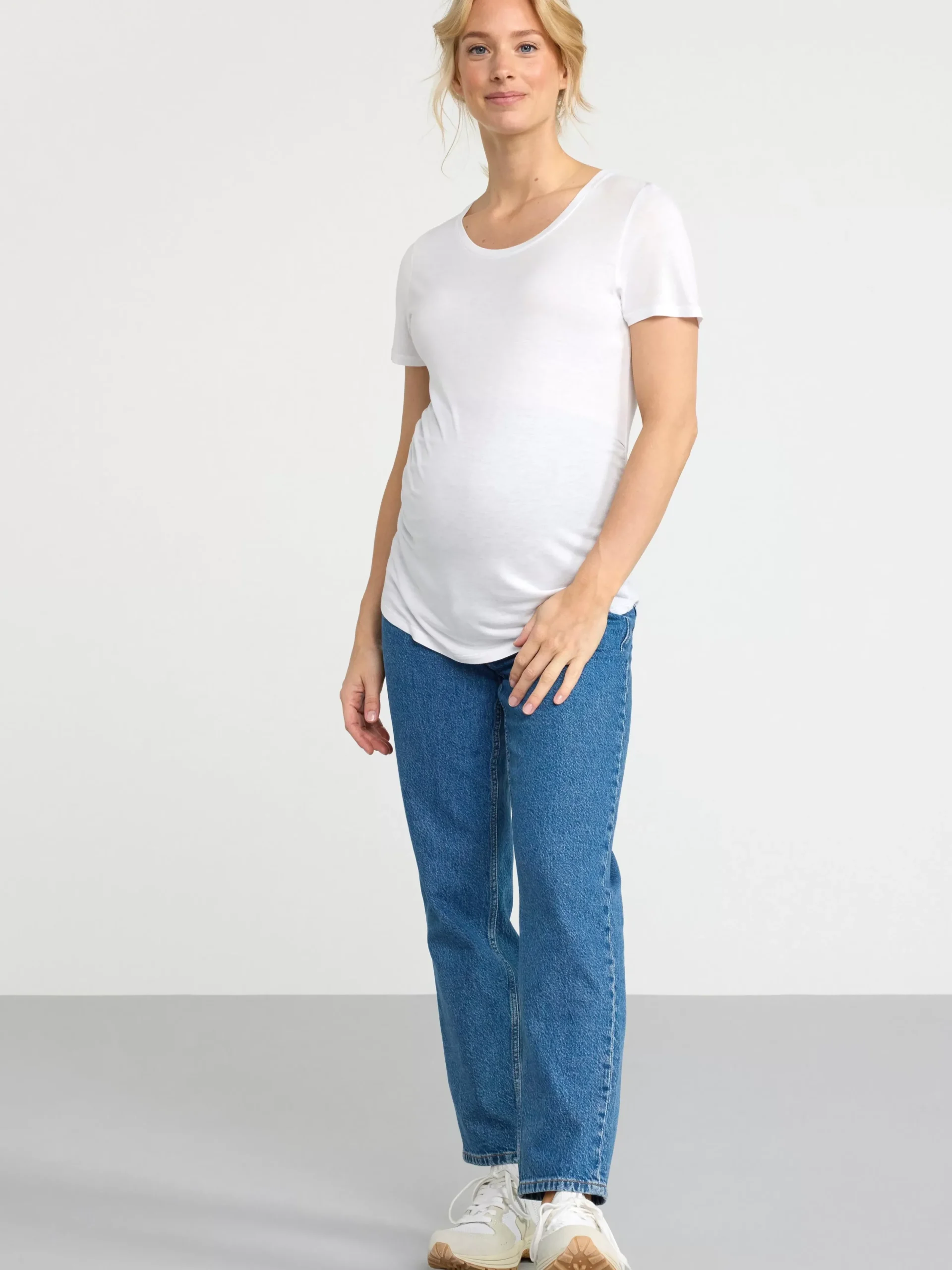 Toppar & T-Shirts>Lindex Mom Kortarmad T-Shirt White