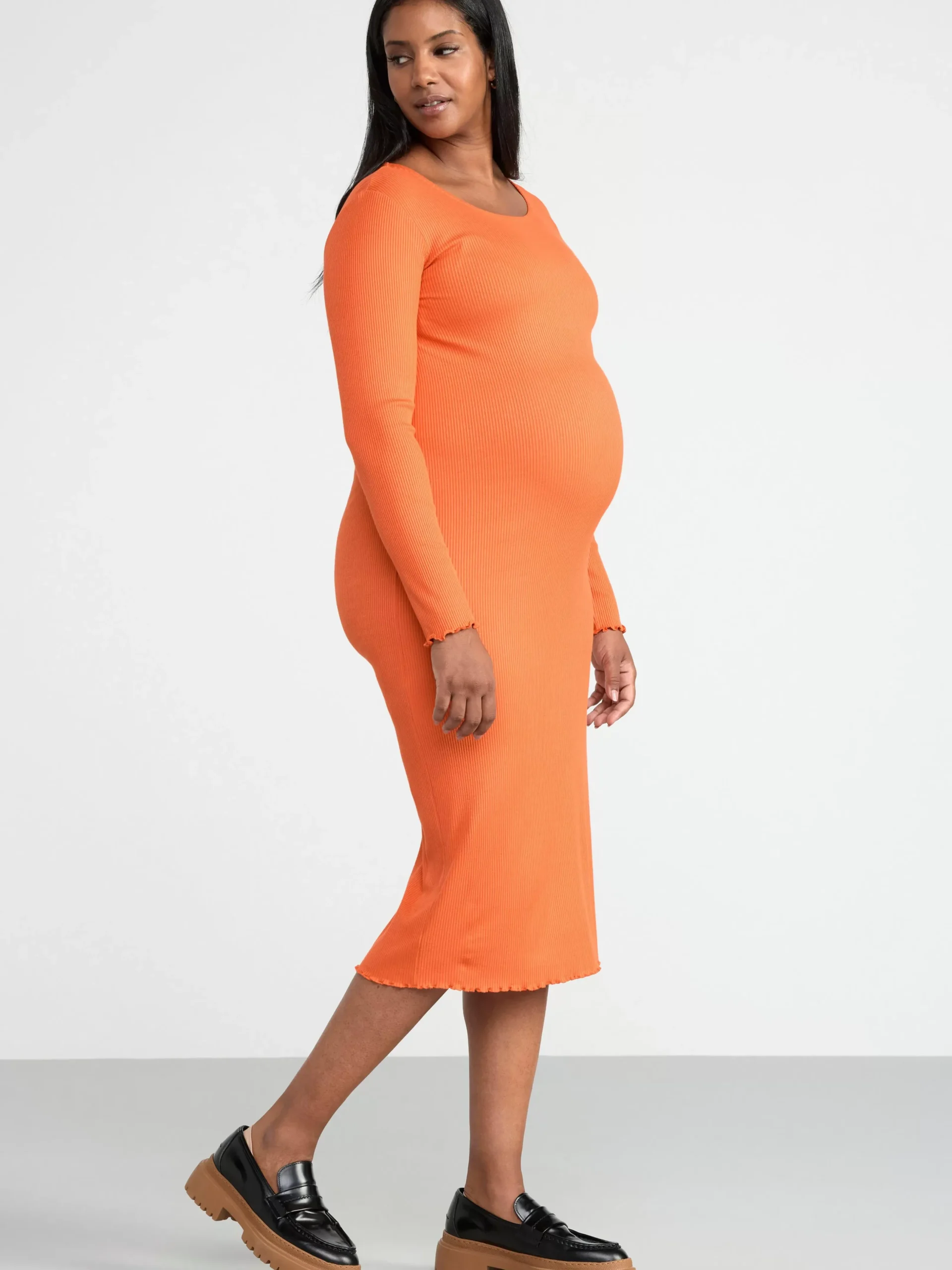 Klänningar>Lindex Mom Ribbad Klanning Med Lang Arm Dusty Orange