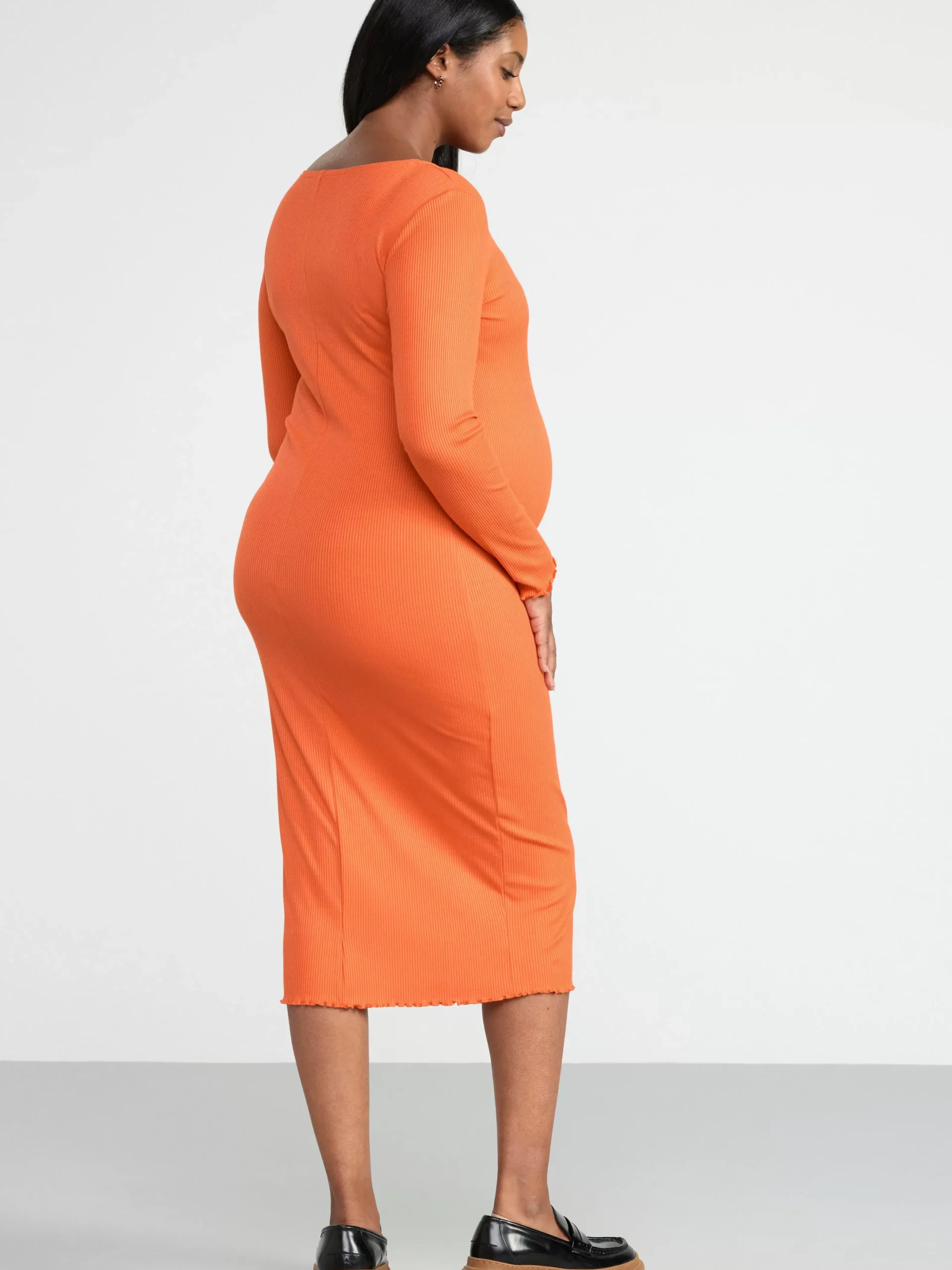 Klänningar>Lindex Mom Ribbad Klanning Med Lang Arm Dusty Orange
