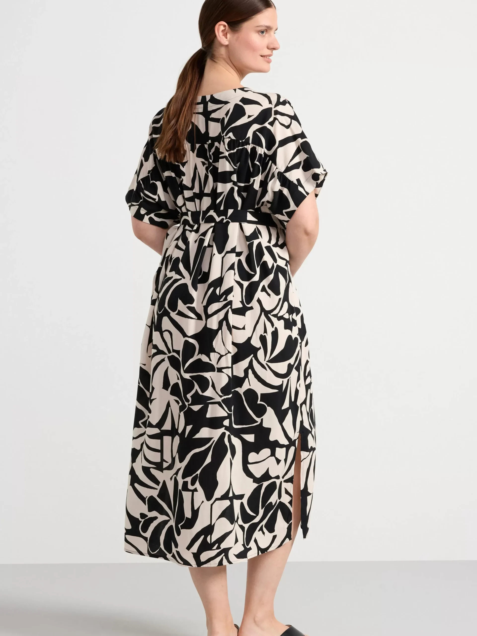 Klänningar>Lindex Monstrad Kaftanklanning Black