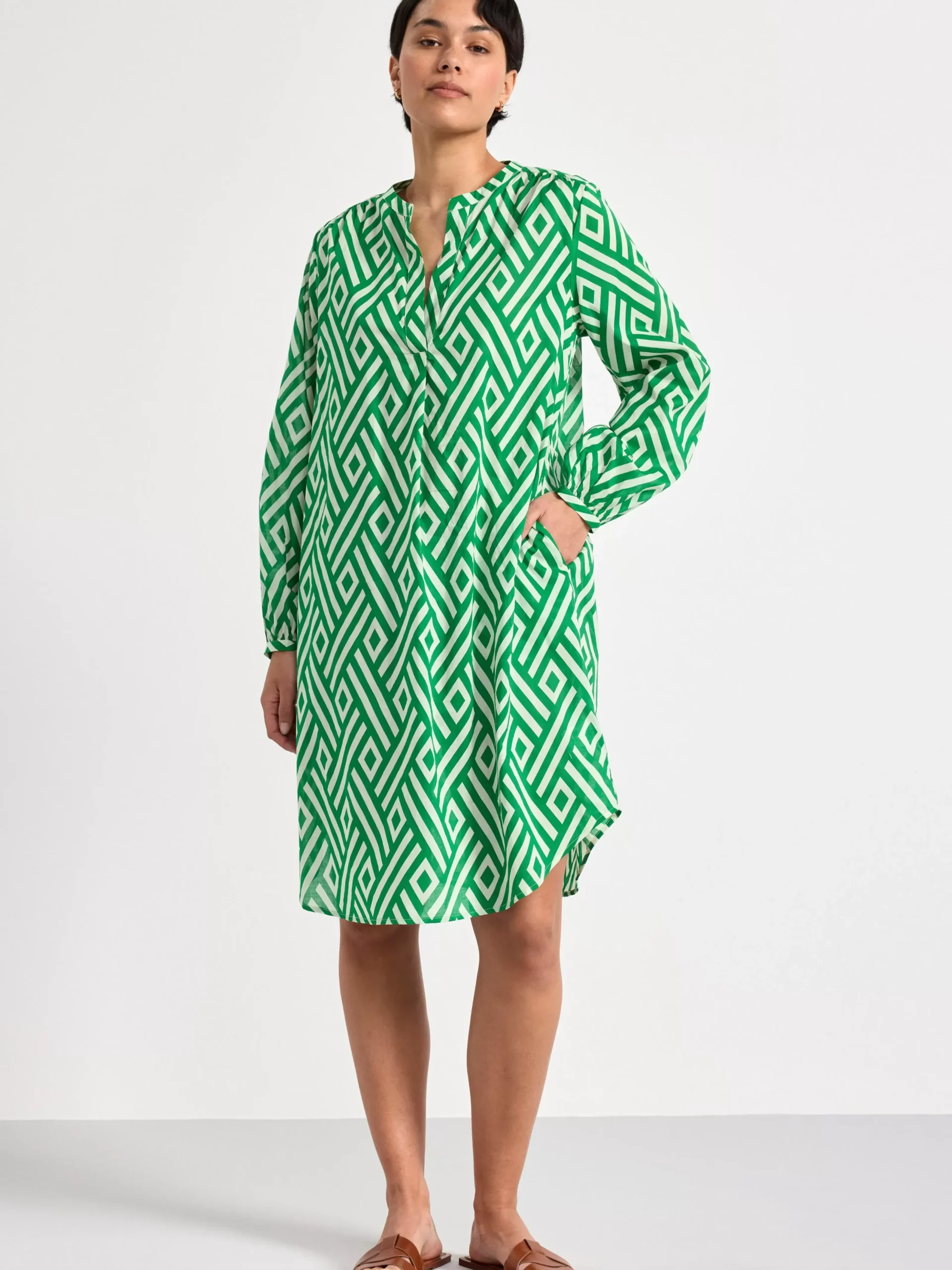 Klänningar>Lindex Monstrad Klanning Med Lang Arm Green