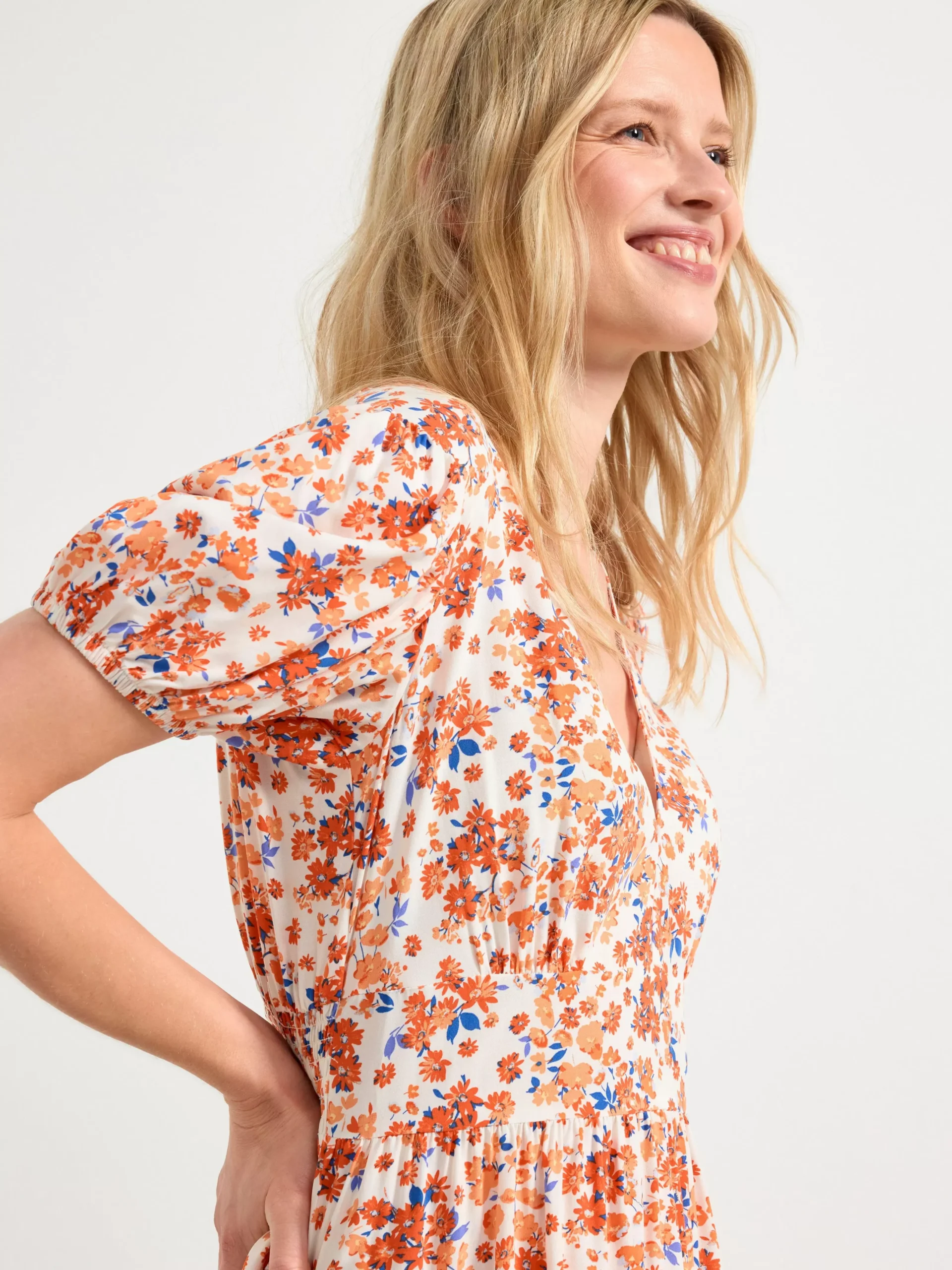 Klänningar>Lindex Monstrad Klanning Med Puffarm Light Orange