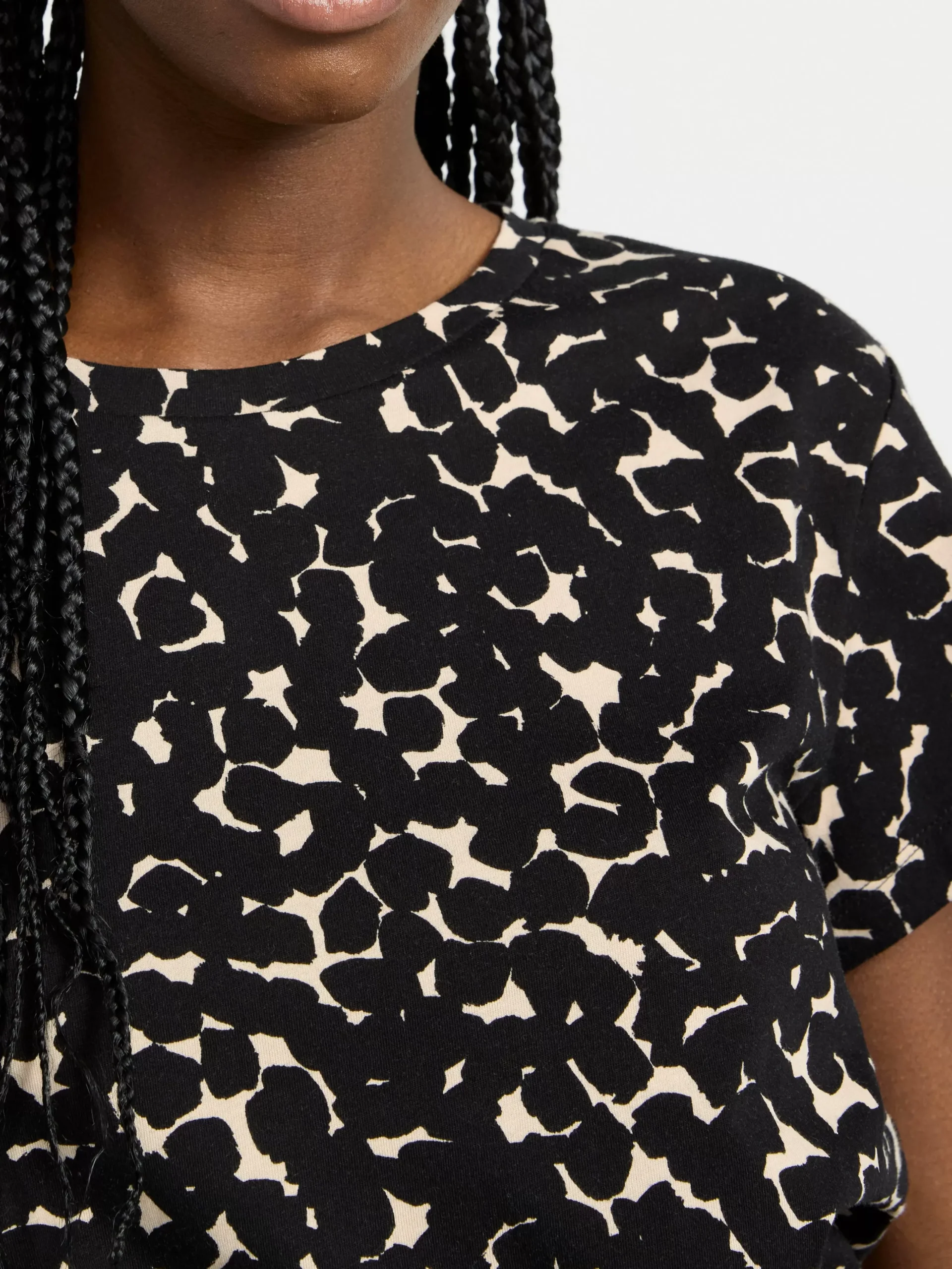 Toppar & T-Shirts>Lindex Monstrad Kortarmad Topp Black