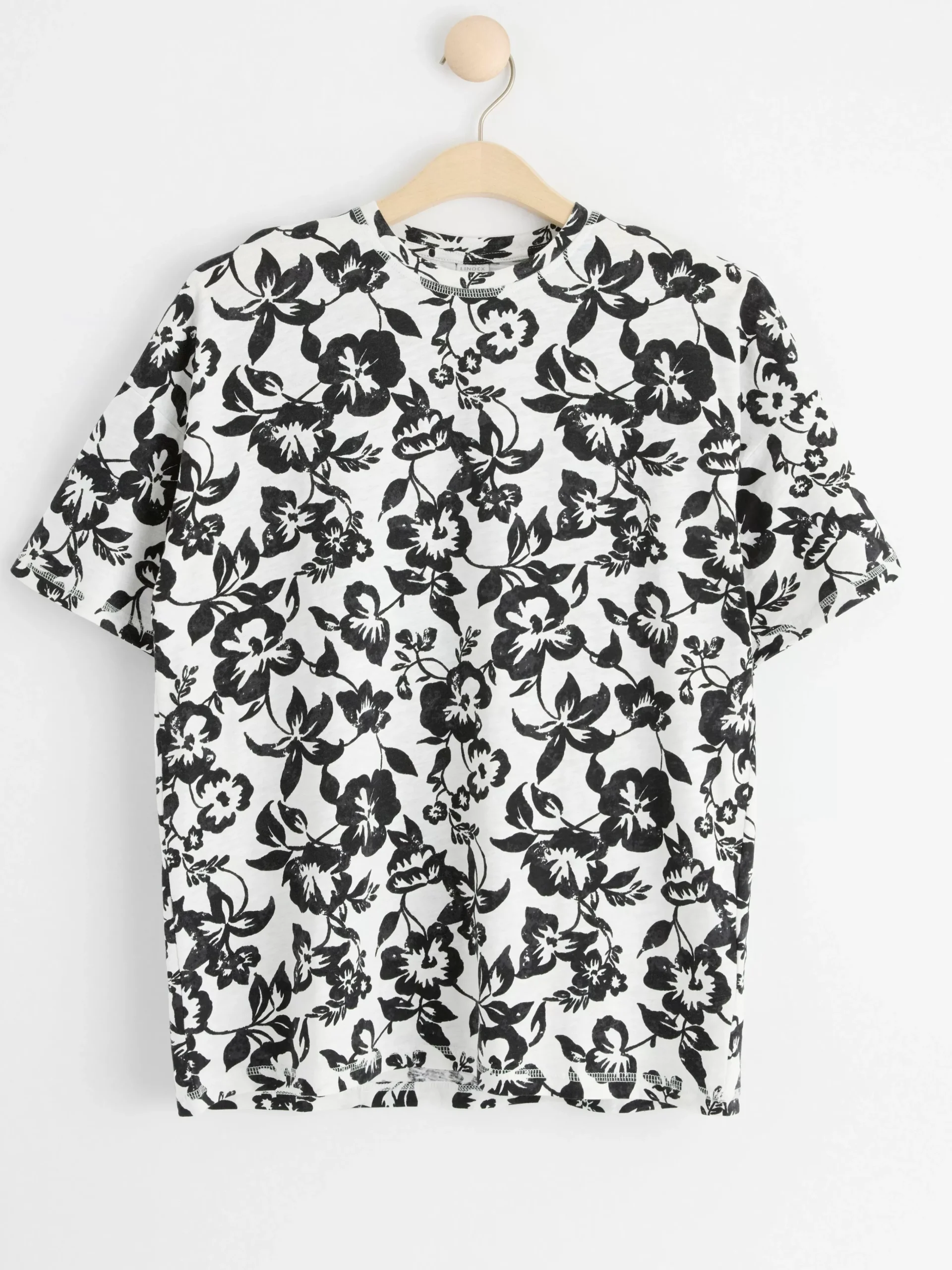 Toppar & T-Shirts>Lindex Monstrad Kortarmad Topp I Slubtrika Black