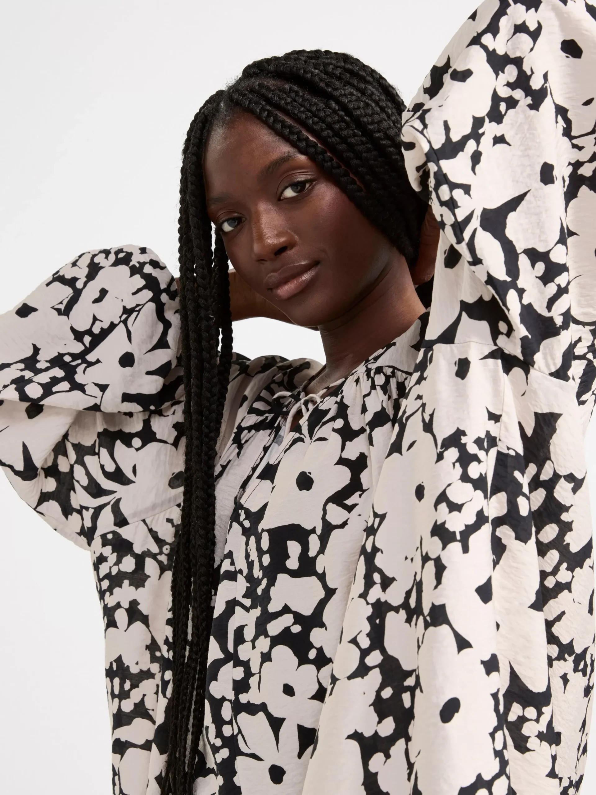 Klänningar>Lindex Monstrad Langarmad Kaftanklanning Black