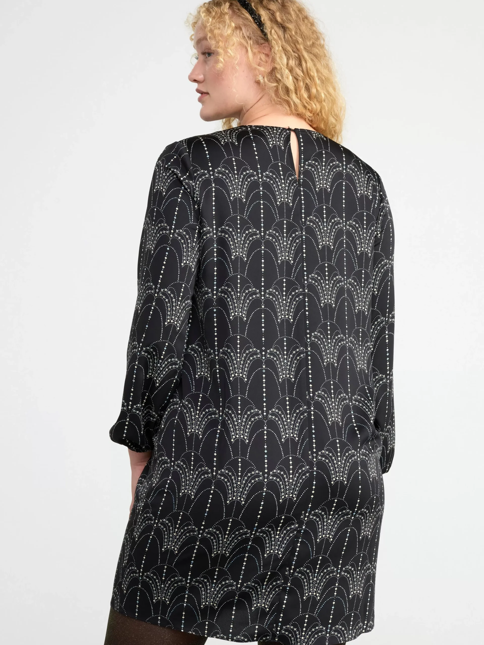 Klänningar>Lindex Monstrad Langarmad Klanning Black