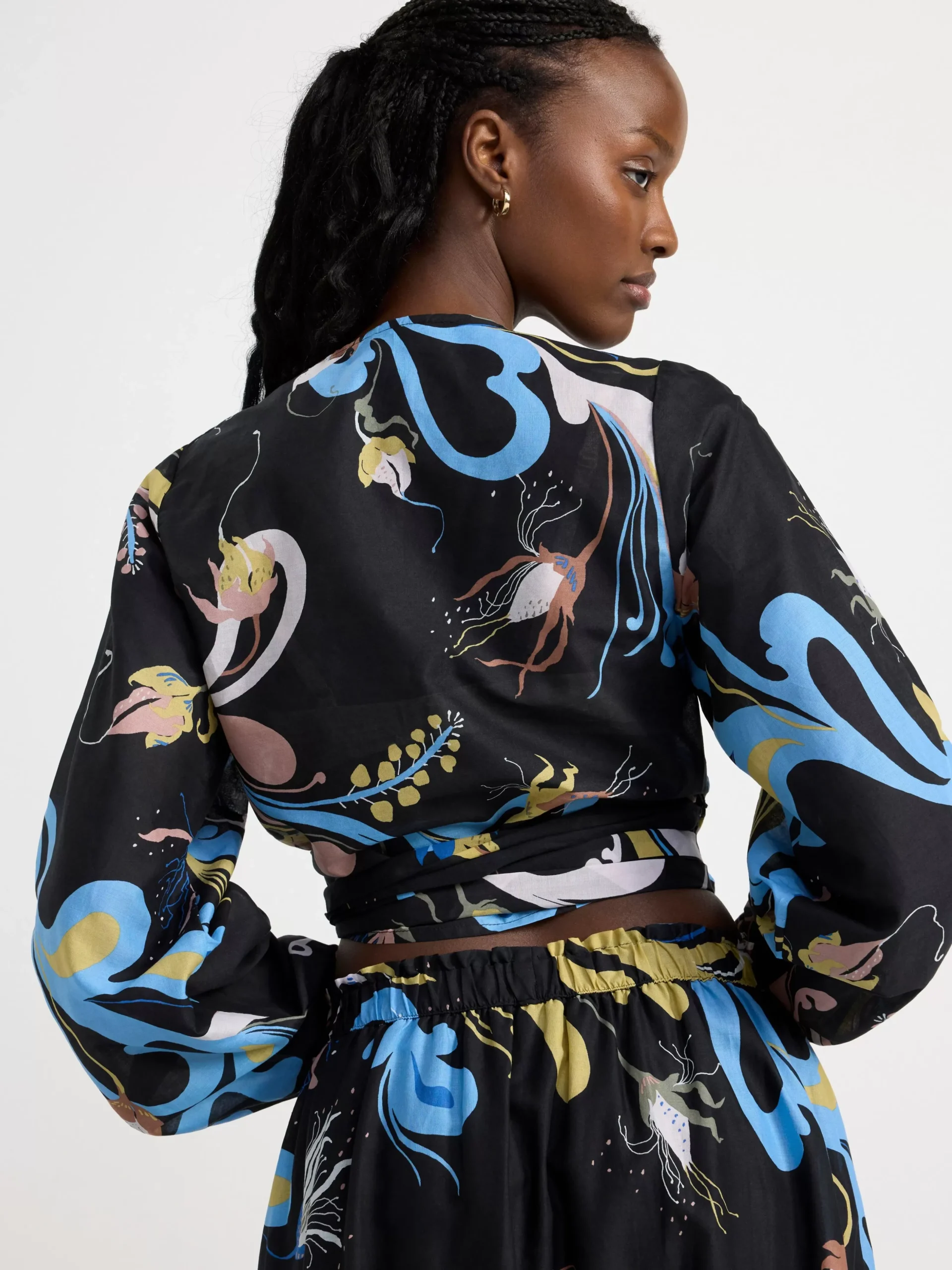 Blusar & Skjortor>Lindex Monstrad Omlottblus Med Puffarm Black
