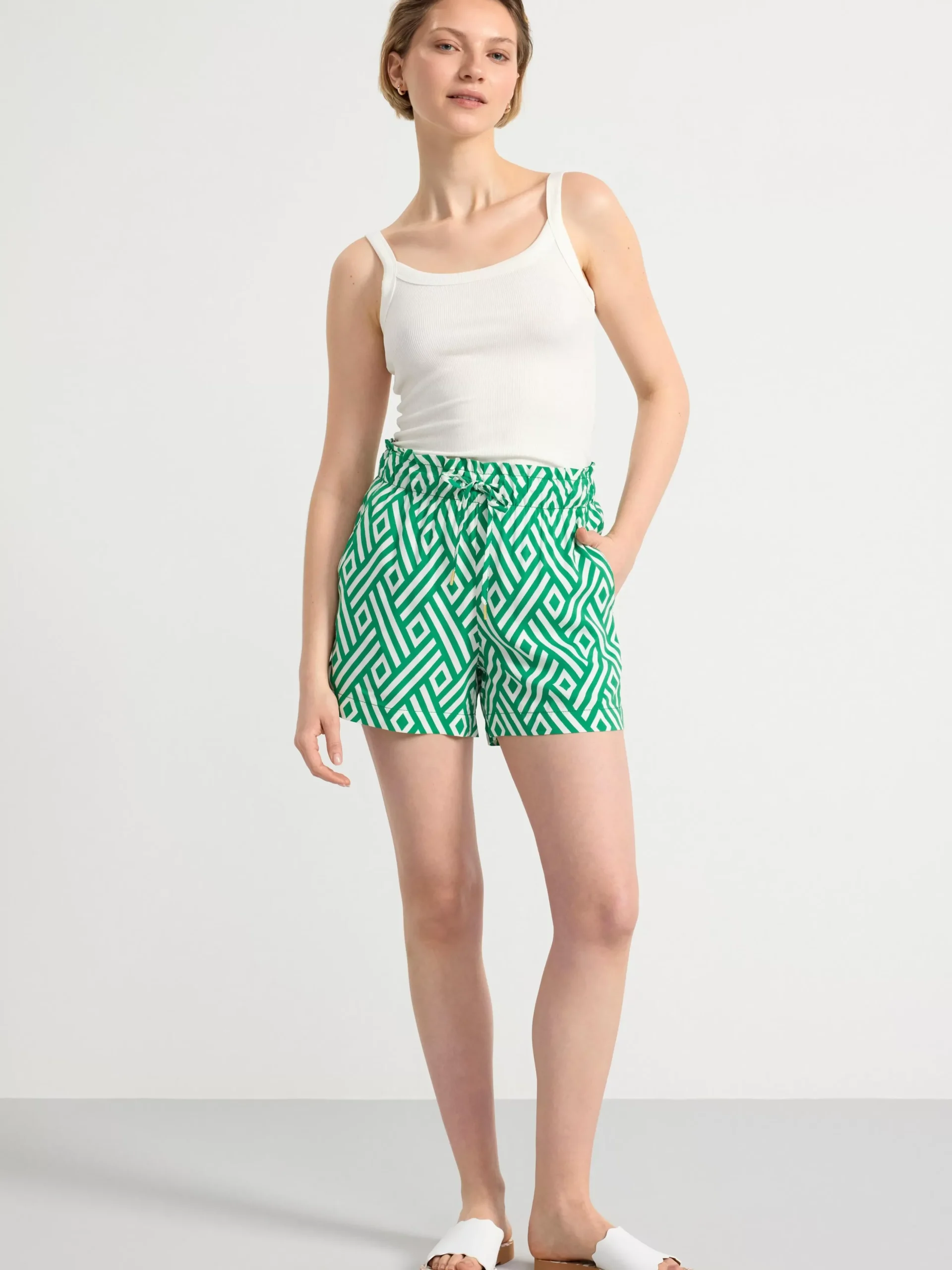 Shorts & Cykelbyxor>Lindex Monstrade Shorts I Viskos Green