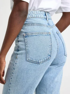 Jeans><noscript><img width=