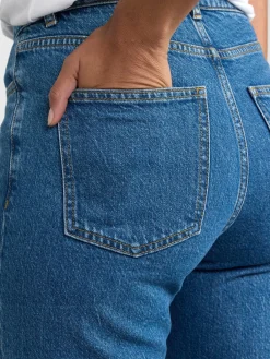 Jeans><noscript><img width=