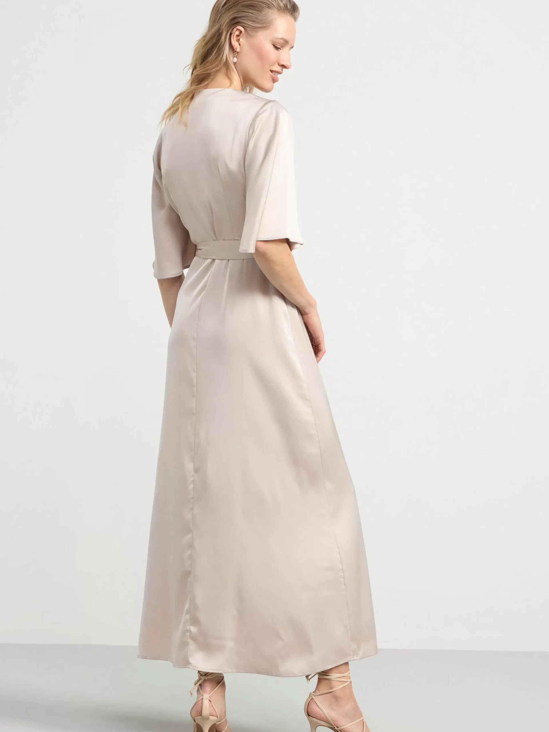 Klänningar>Lindex Omlottklanning I Satin Light Dusty Grey