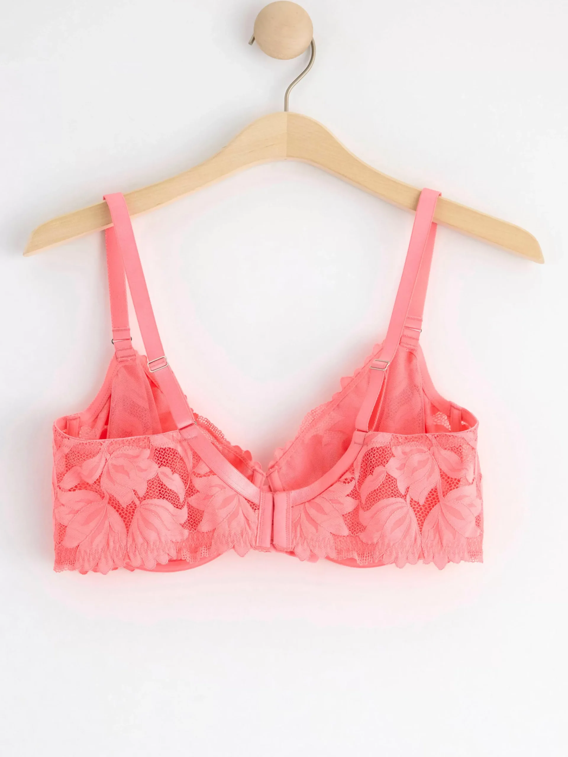 Bh>Lindex Ovadderad Bh Med Nat Och Spets Pink