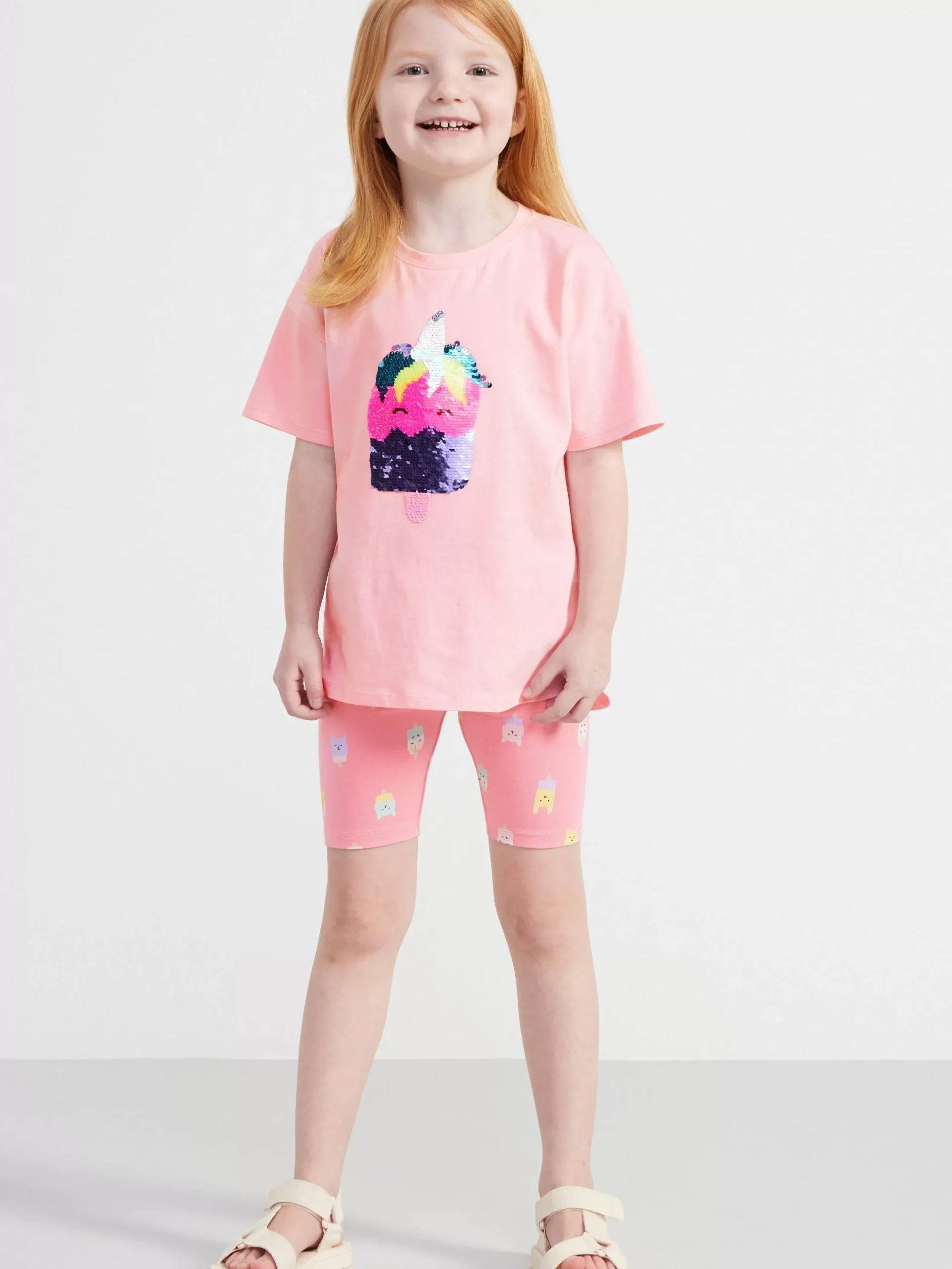 Toppar & T-Shirts>Lindex Oversized T-Shirt Med Vandbara Paljetter Light Pink