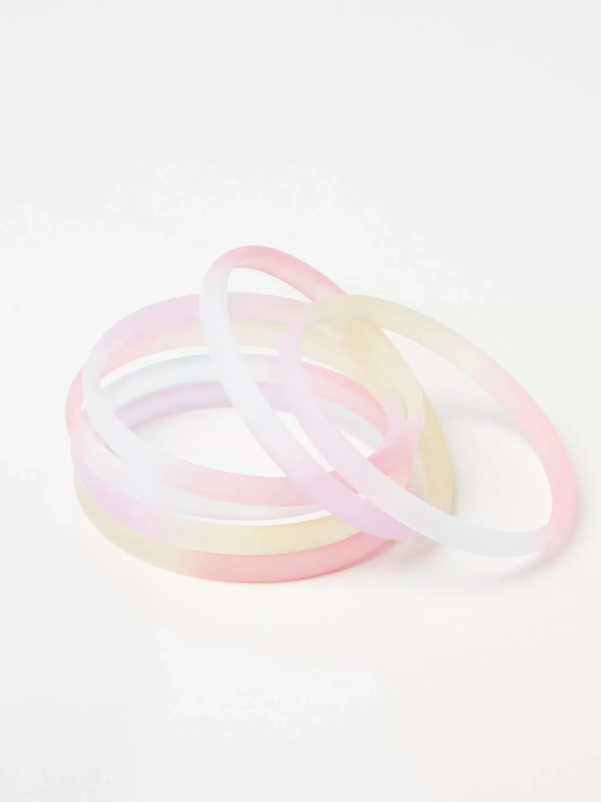 Accessoarer>Lindex 6-Pack Regnbagsfargade Plastarmband Light Pink