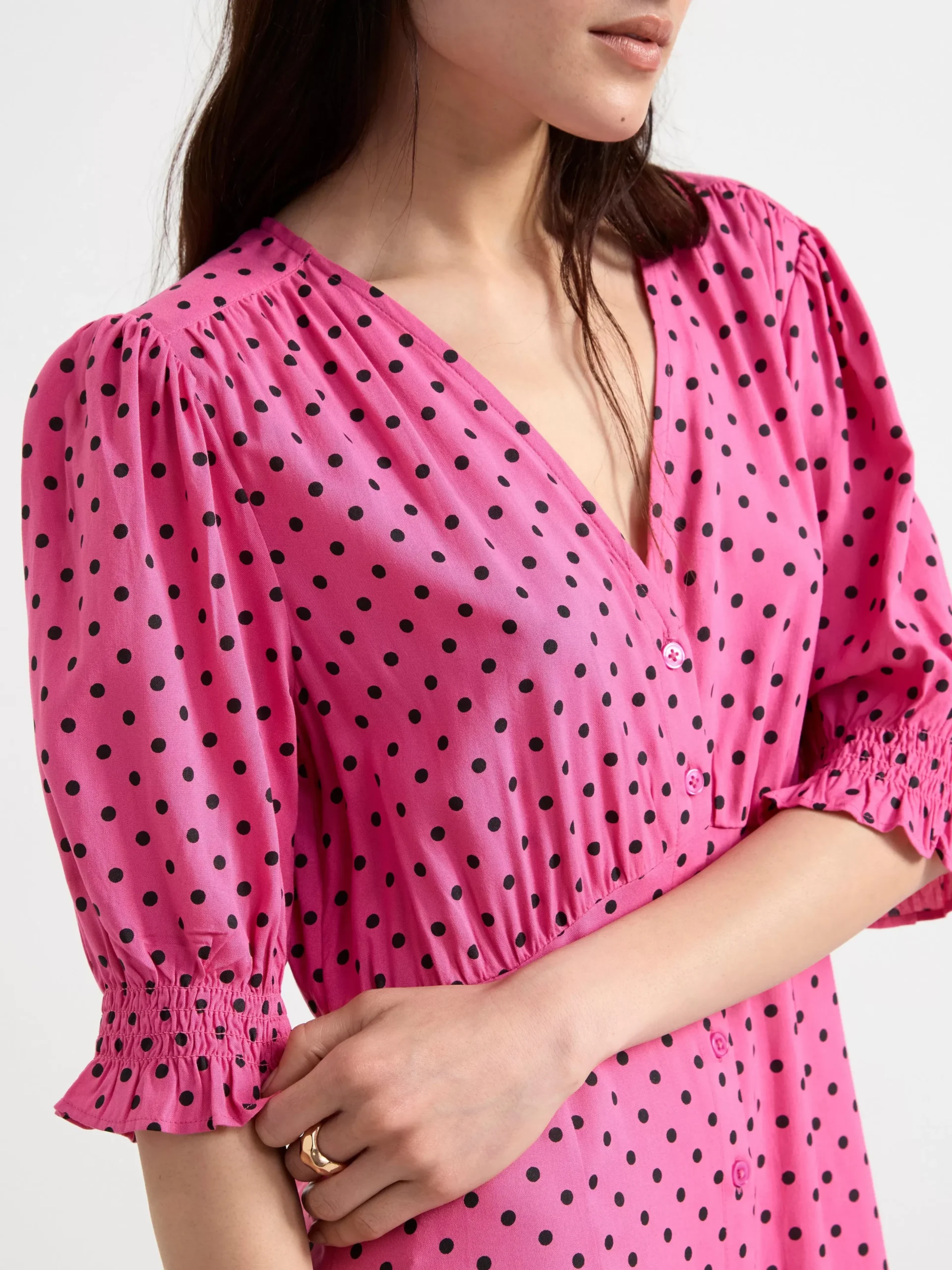 Klänningar>Lindex Prickig Midiklanning Med Puffarm Dark Pink