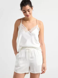 Nattplagg>Lindex Pyjamasset I Satin Light White