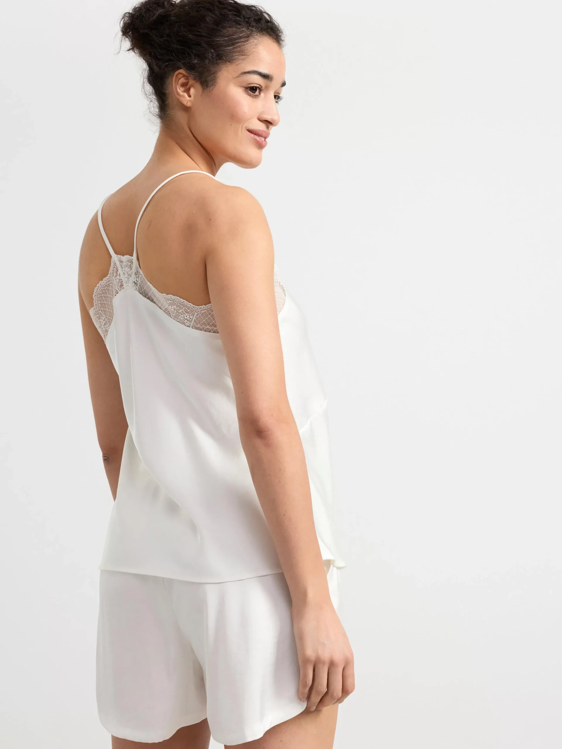 Nattplagg>Lindex Pyjamasset I Satin Light White