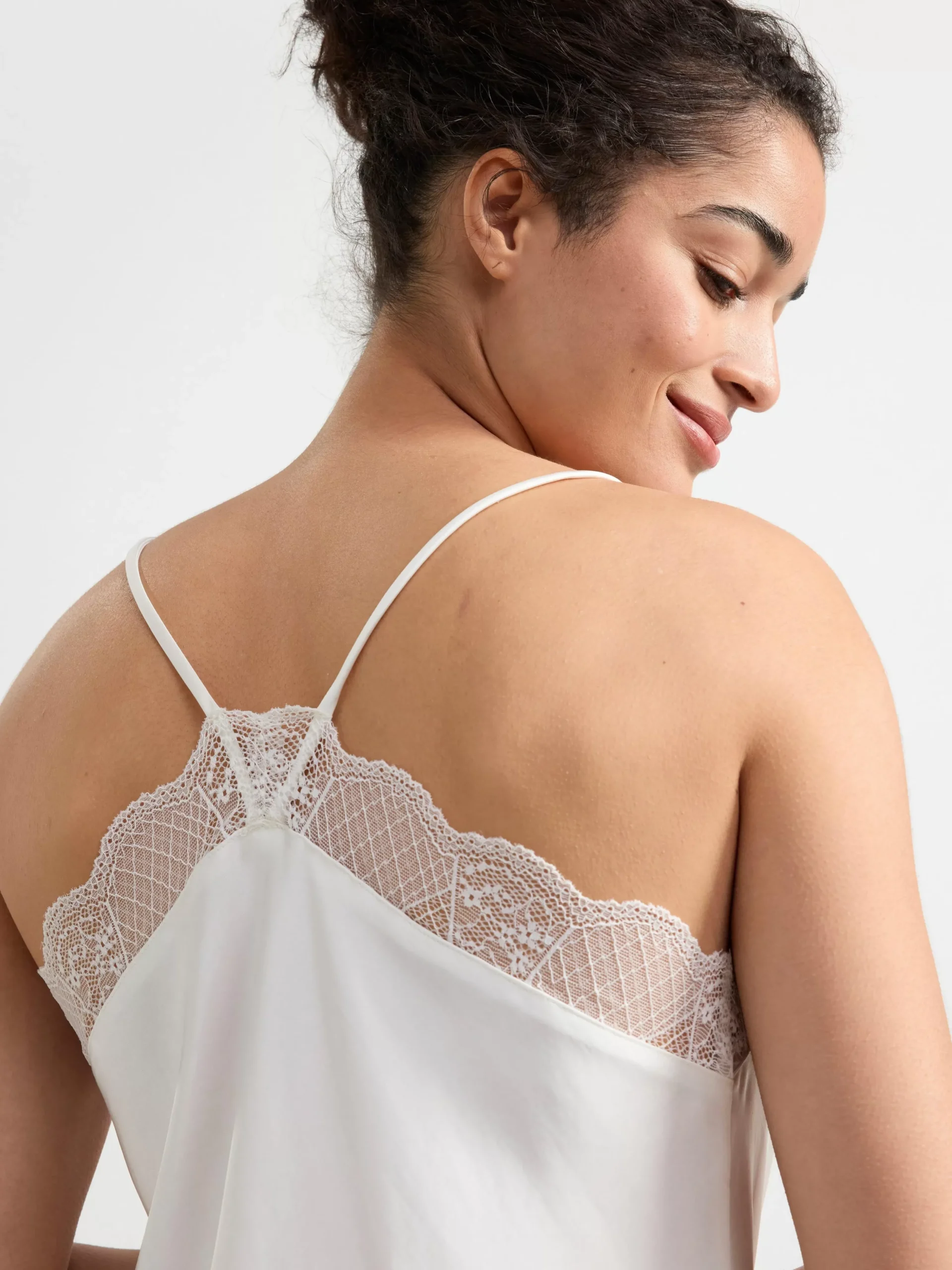 Nattplagg>Lindex Pyjamasset I Satin Light White