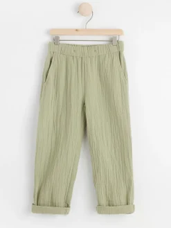 Byxor & Leggings>Lindex Rak Bomullsbyxa I Krinklad Bomull Med Normalhog Midja Dusty Green