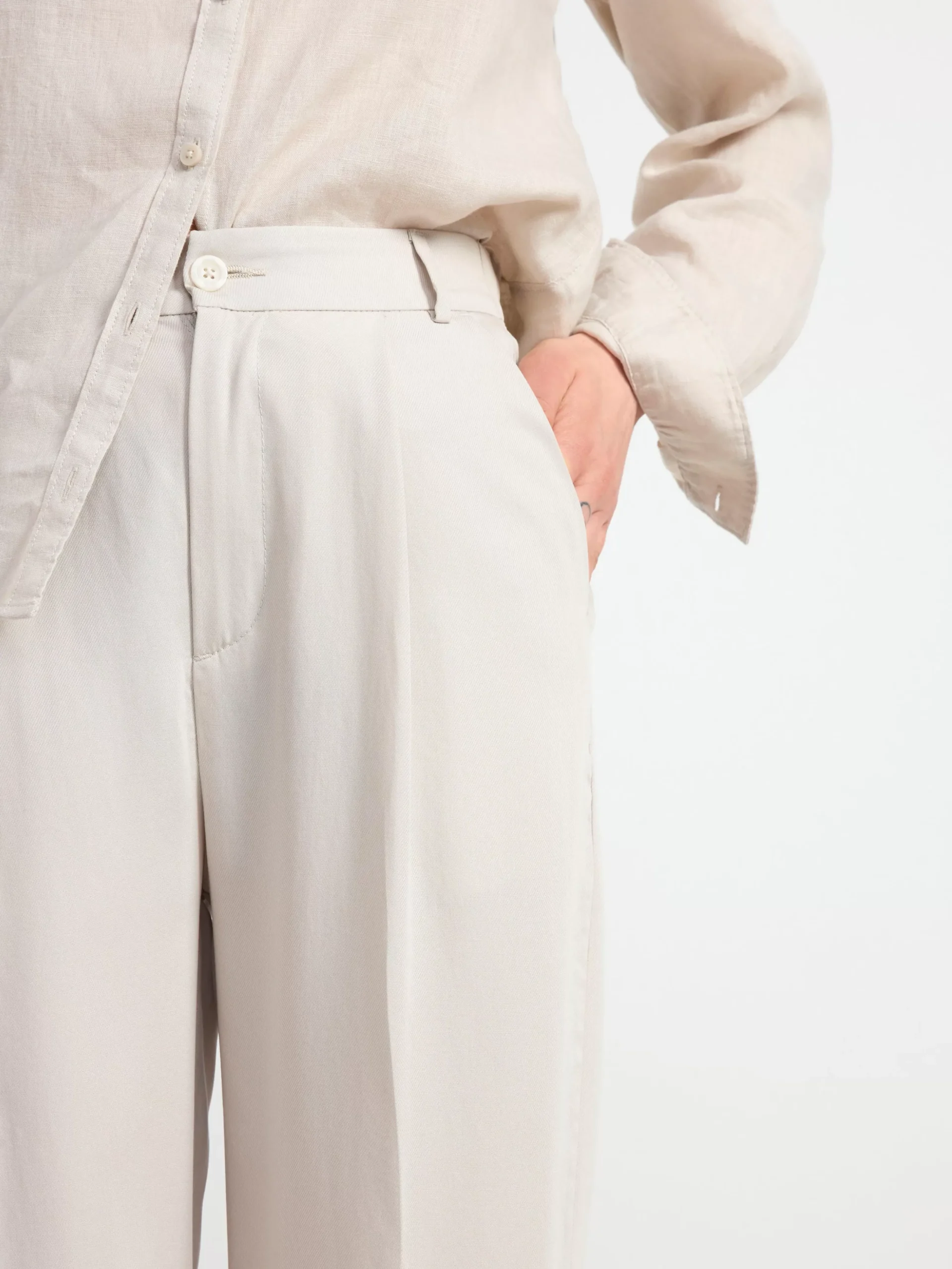 Byxor>Lindex Rak Byxa Med Hog Midja Light Beige
