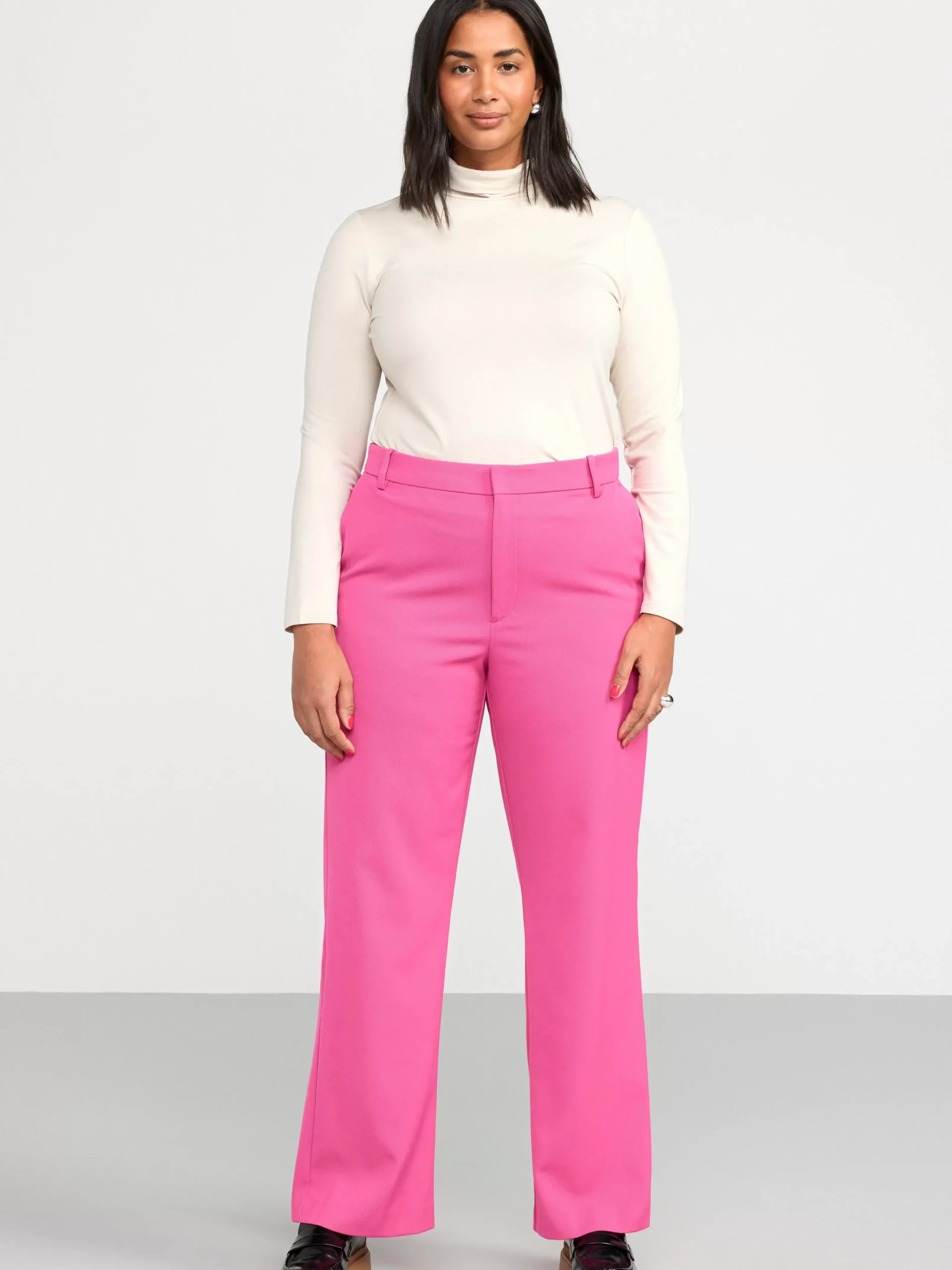 Byxor>Lindex Rak Byxa Med Normalhog Midja Pink