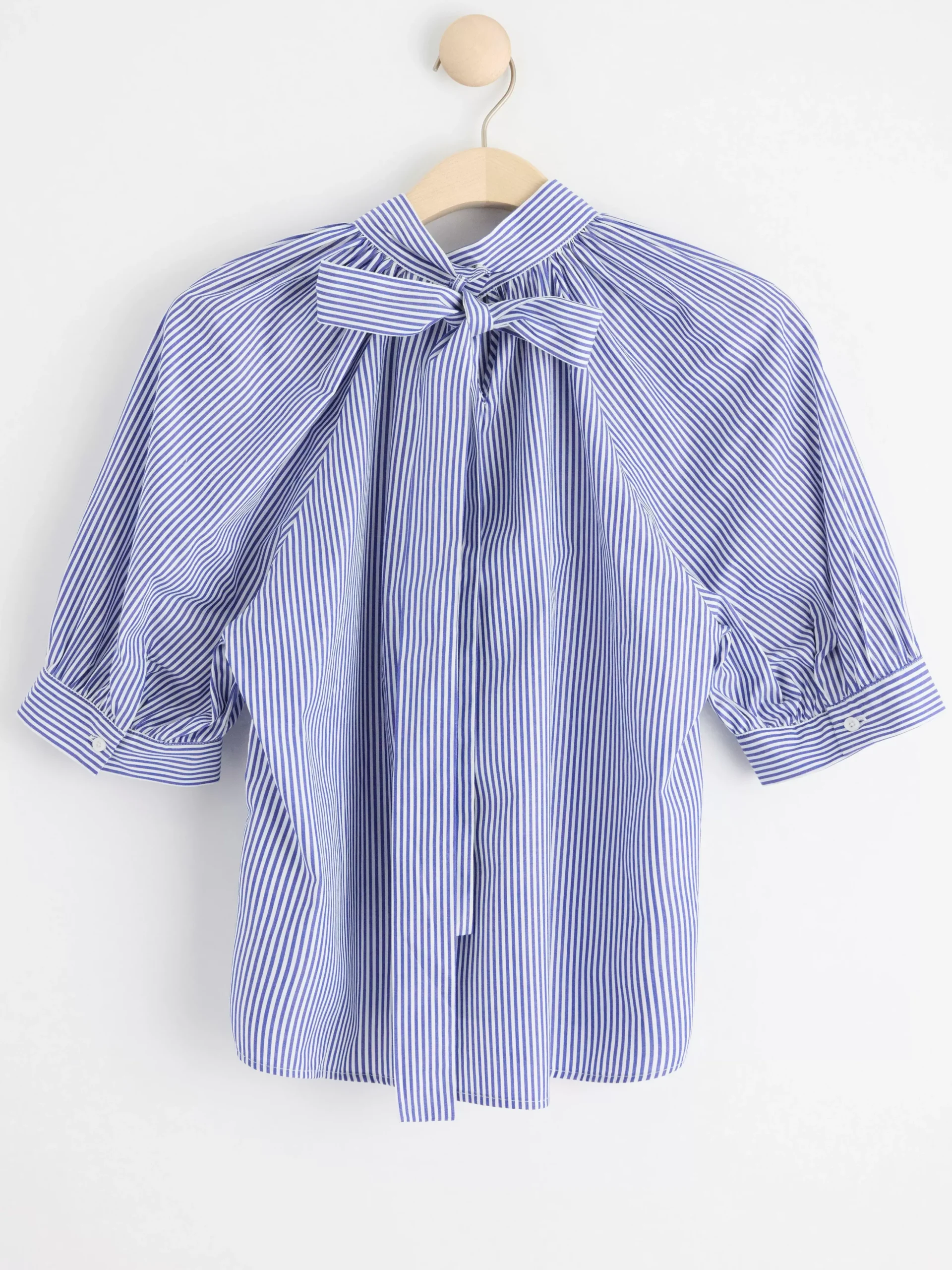Blusar & Skjortor>Lindex Randig Blus Med Puffarm Blue