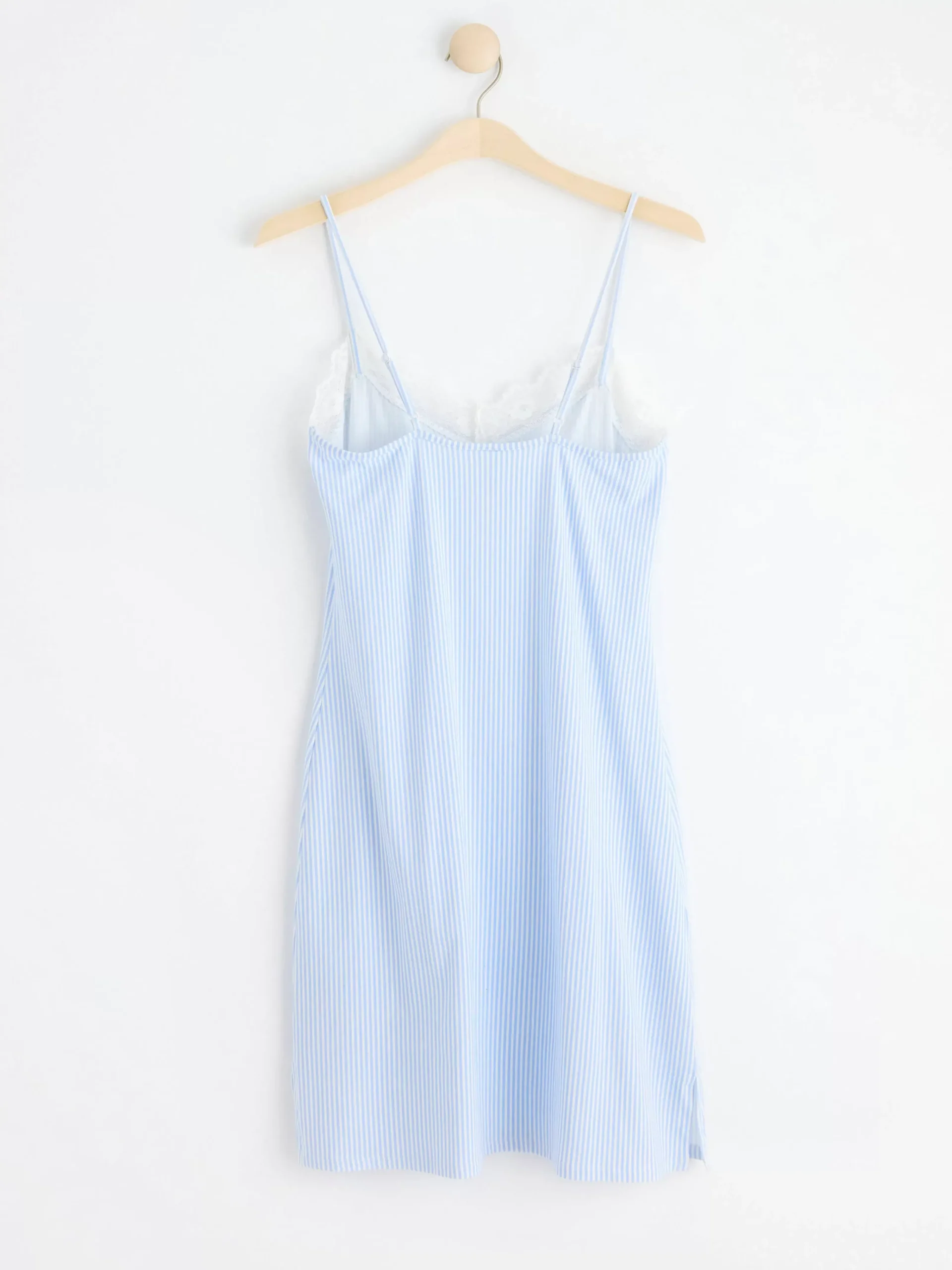 Nattplagg>Lindex Randigt Nattlinne Med Spets Light Blue