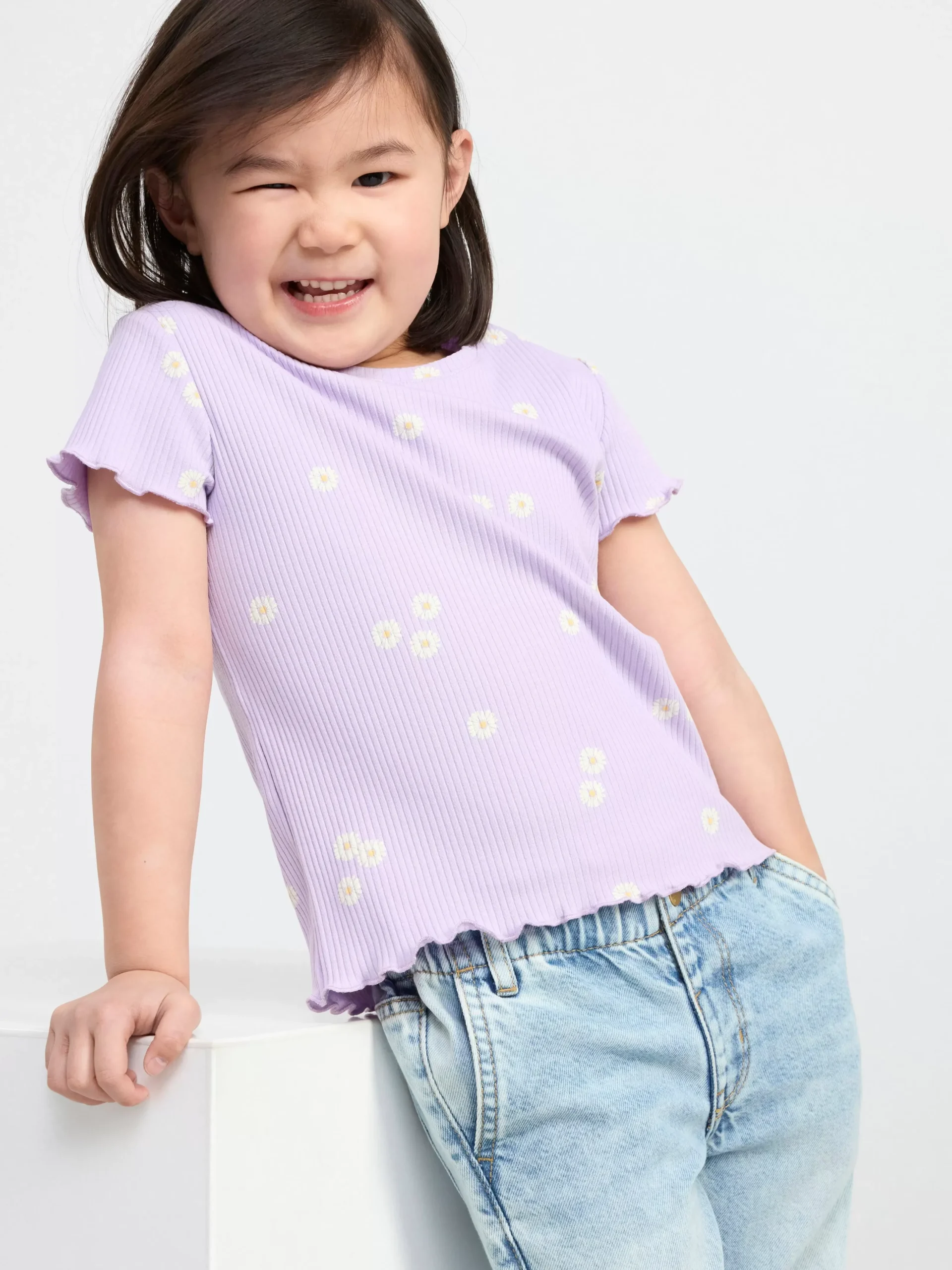 Toppar & T-Shirts>Lindex Ribbad Kortarmad Topp Med Blommor Light Lilac