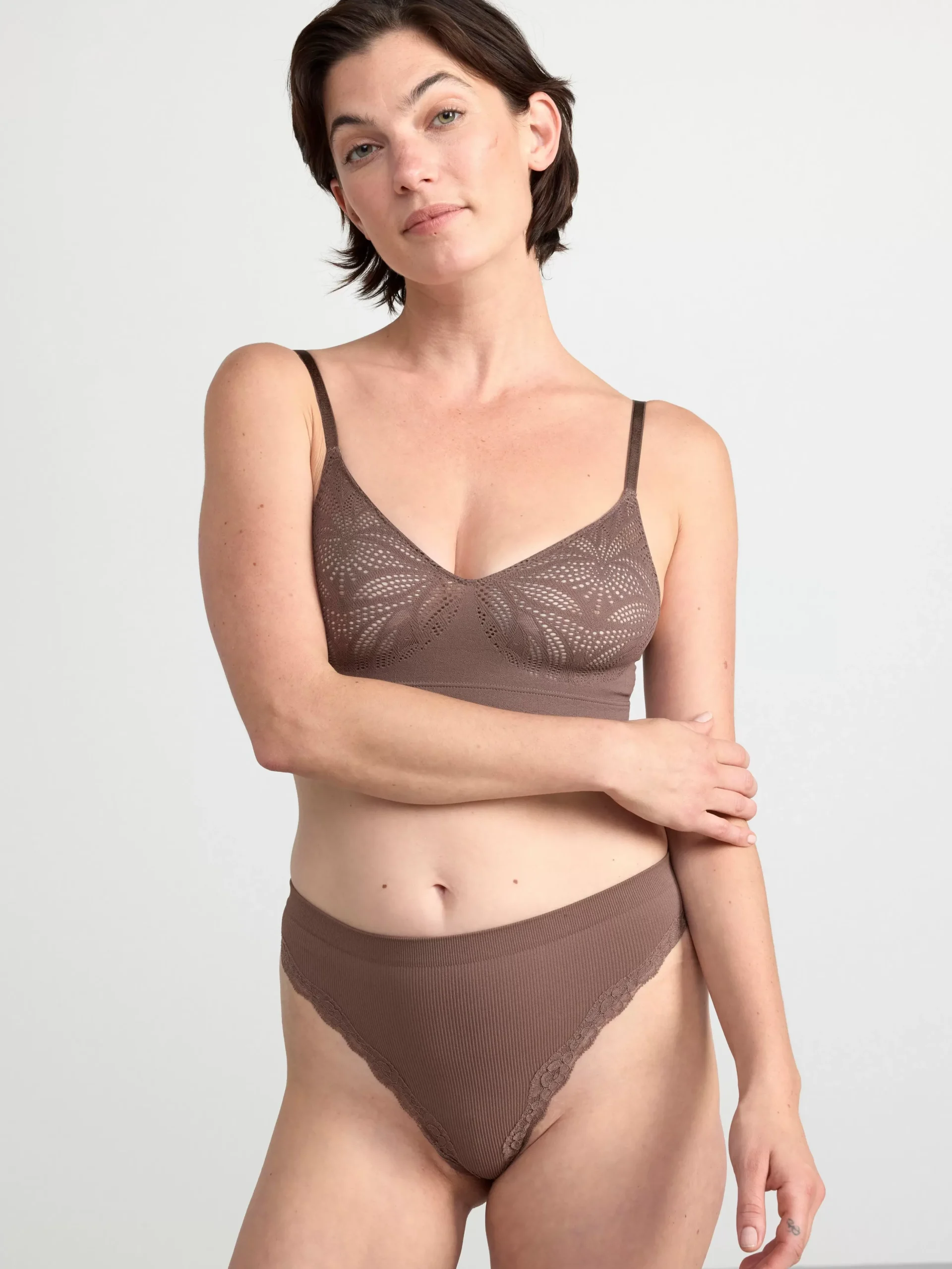 Trosor>Lindex Ribbad Seamless Stringtrosa Regular Waist Dark Dusty Brown