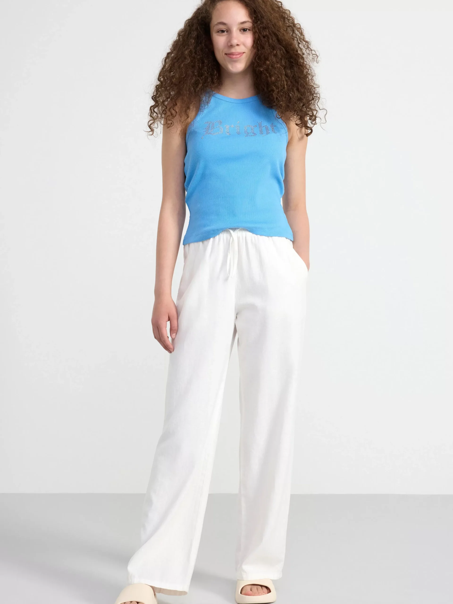 Toppar & T-Shirts>Lindex Ribbat Linne Med Strass Light Dusty Blue