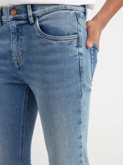 Jeans><noscript><img width=