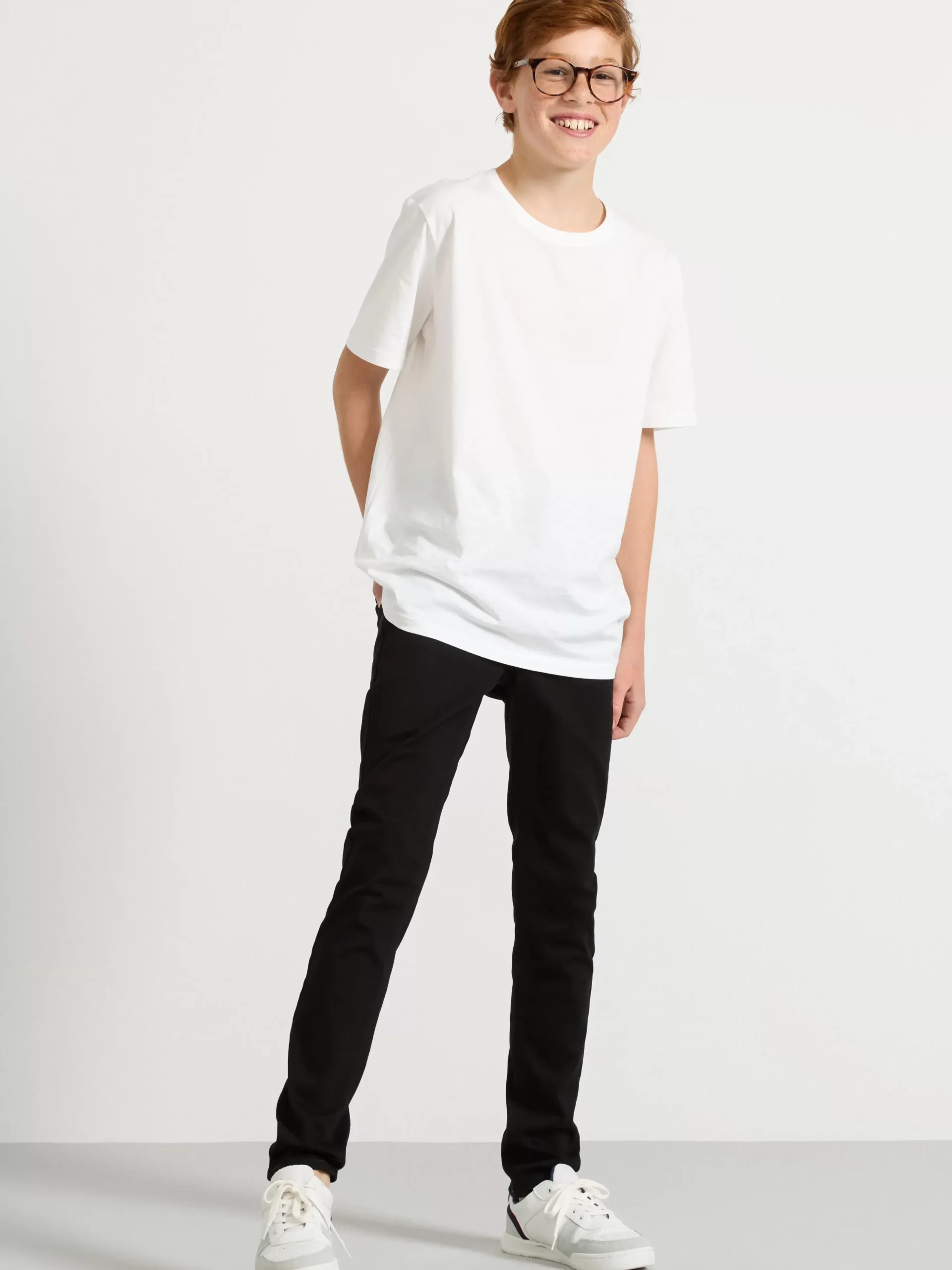 Jeans>Lindex Sam Superstretchiga Jeans Med Slim Fit Och Normalhog Midja Black