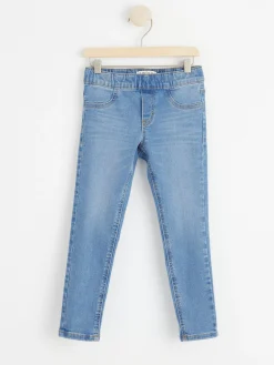 Jeans><noscript><img width=