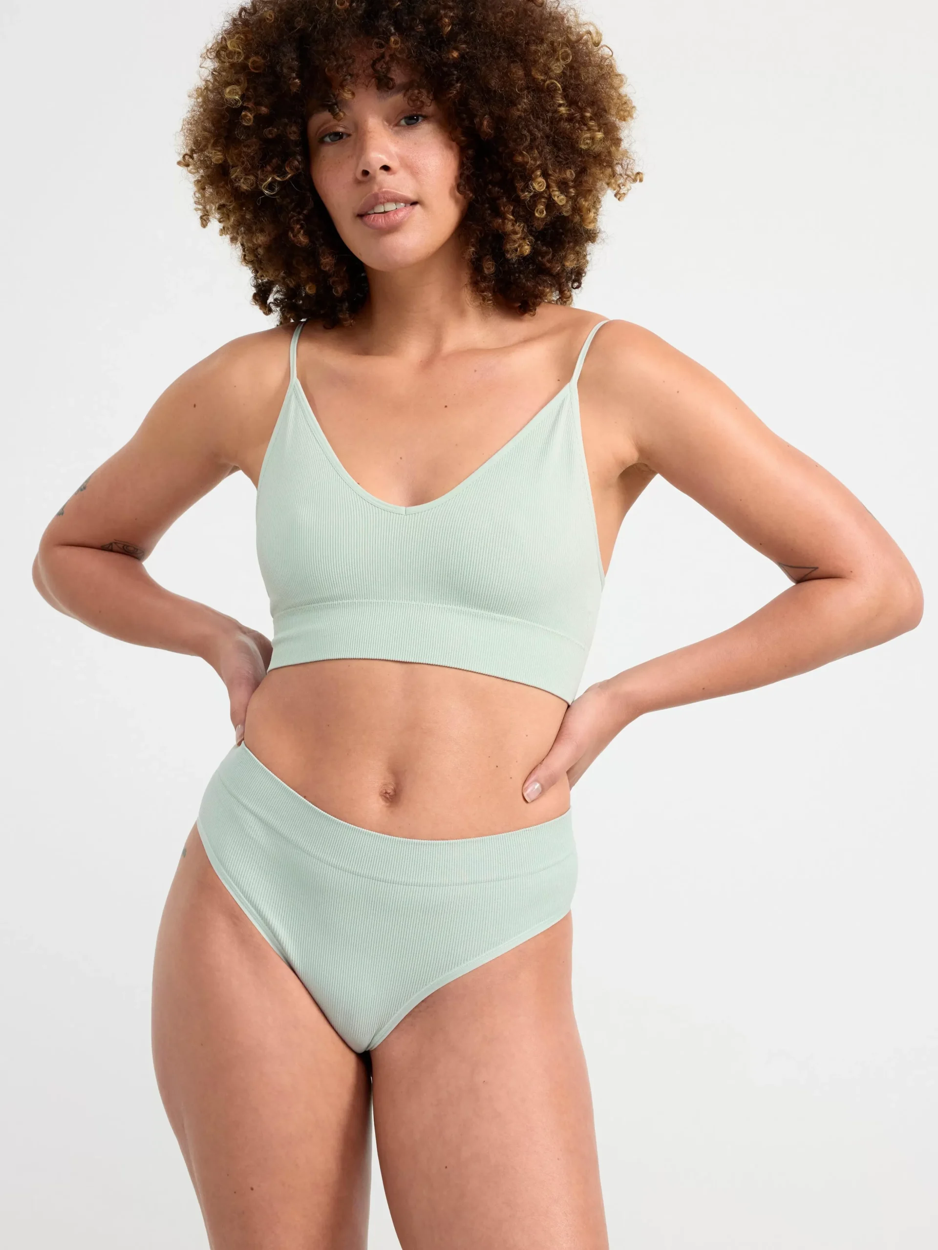 Bh>Lindex Seamless Ribbad Soft Bh Light Dusty Green