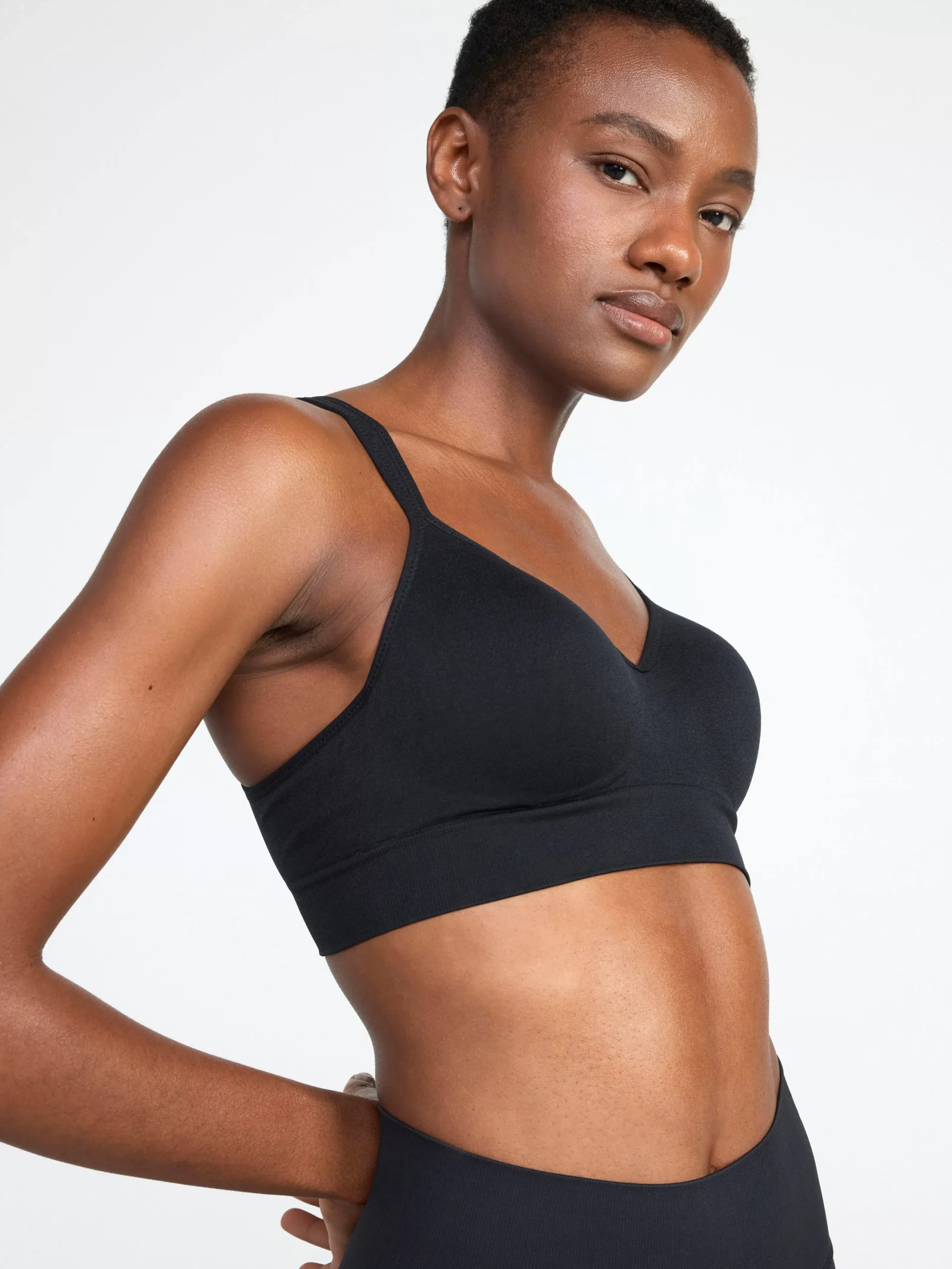 Träningskläder>Lindex Seamless Sport Bh Light Support Black