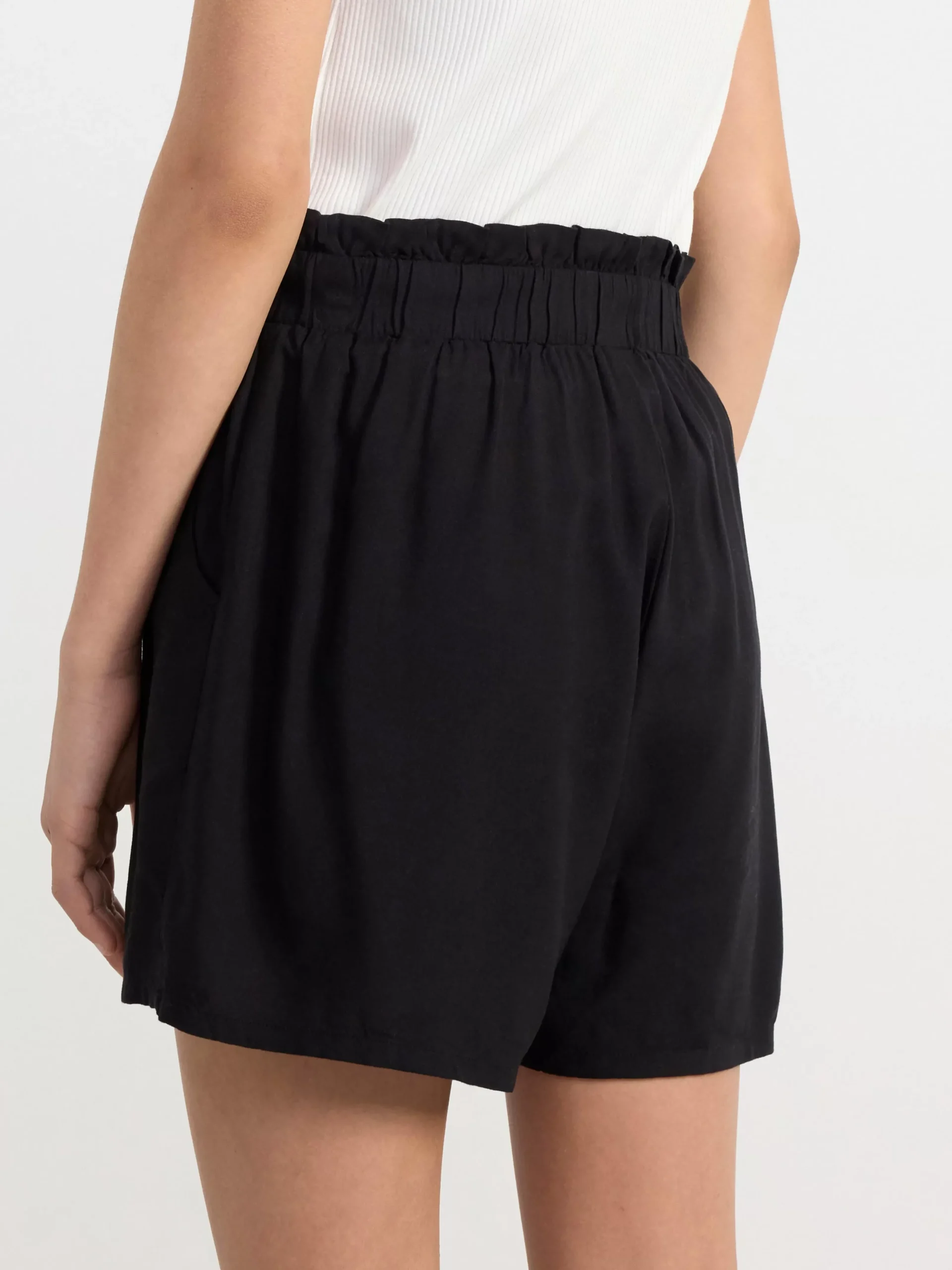 Byxor & Leggings>Lindex Shorts Black