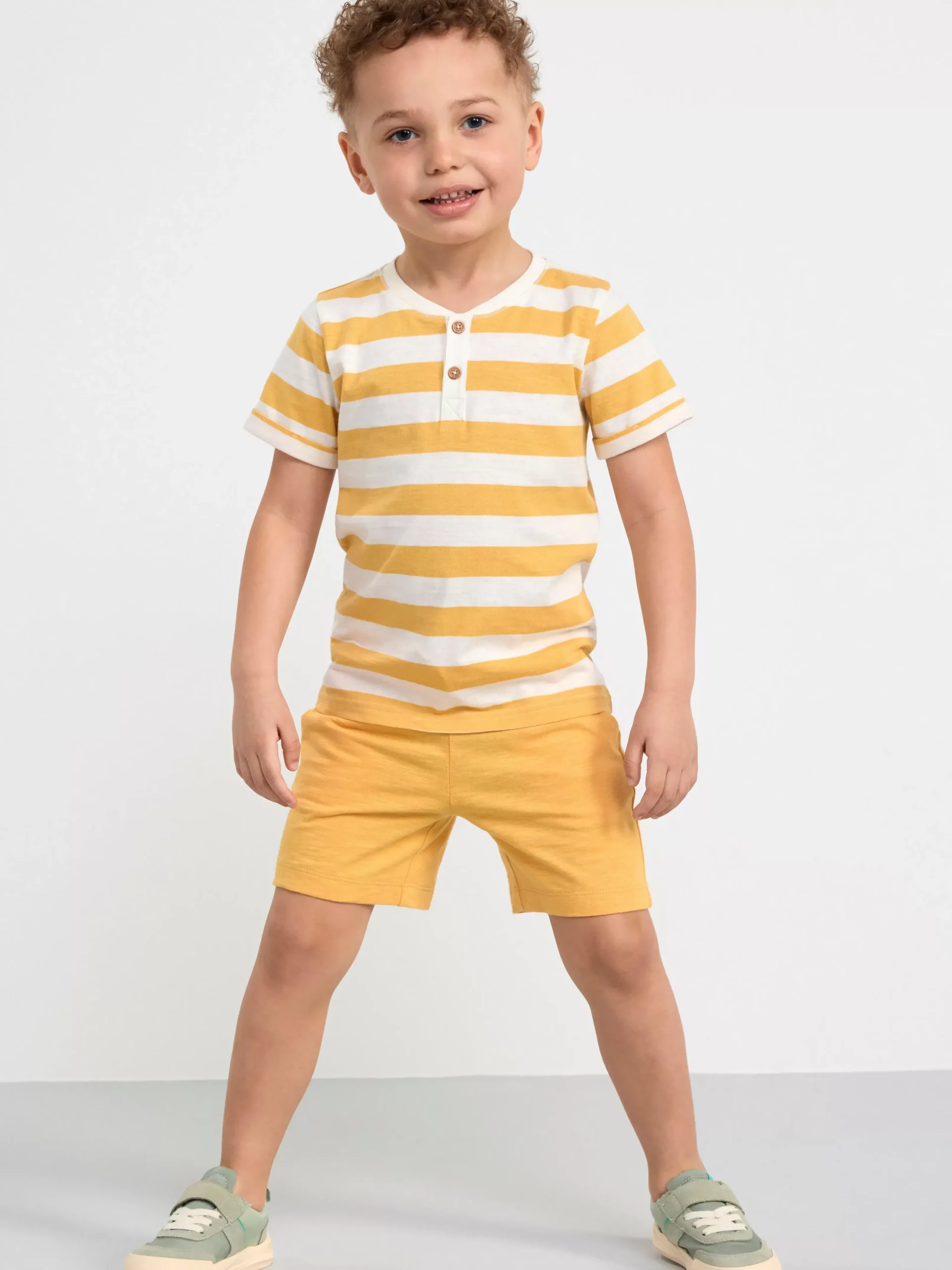 Byxor & Leggings>Lindex Shorts I Slubtrika Light Dusty Yellow