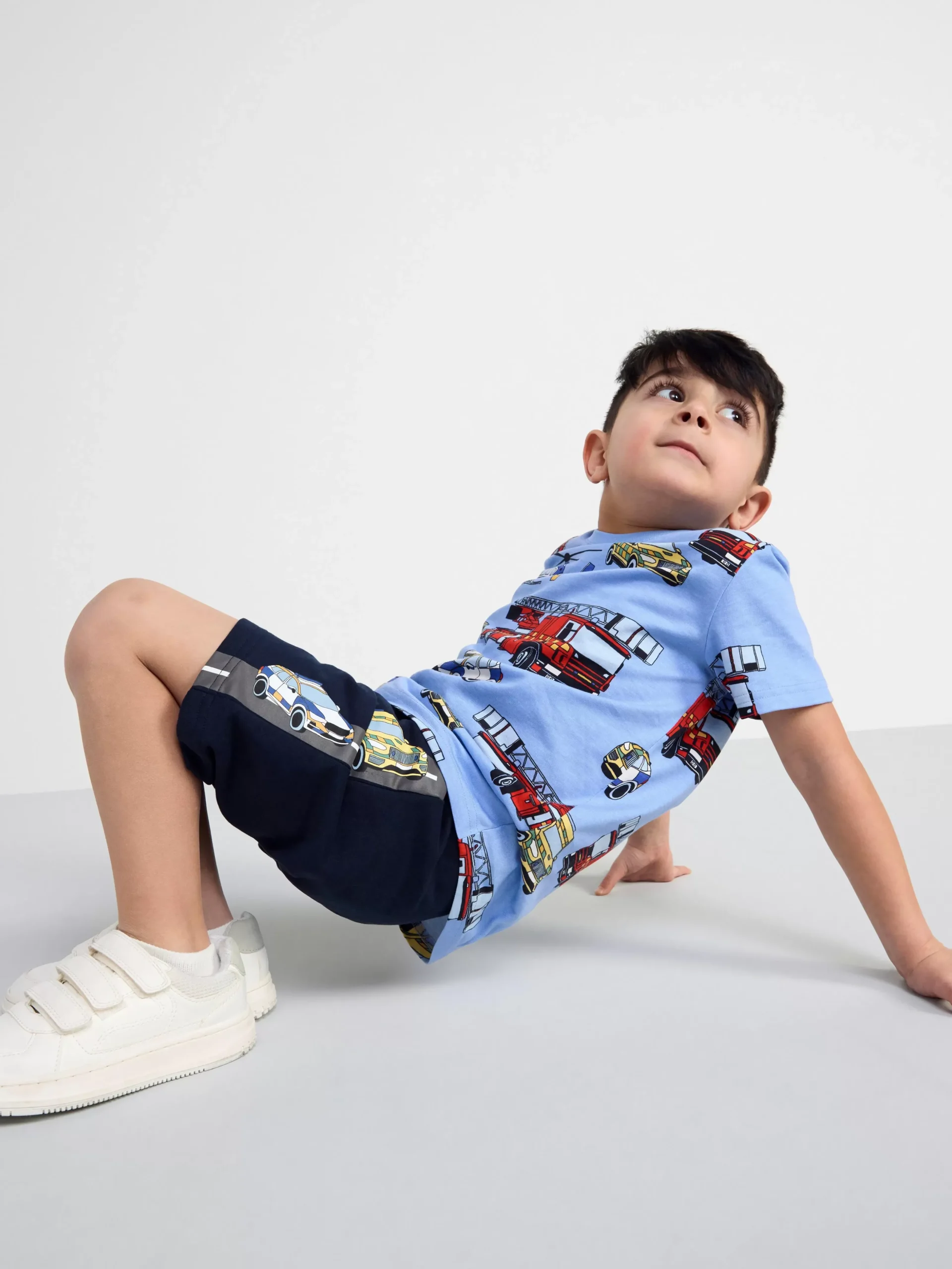 Byxor & Leggings>Lindex Shorts Med Bilar Dark Navy