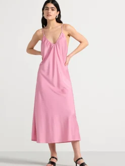 Klänningar>Lindex Slipklanning I Satin Pink