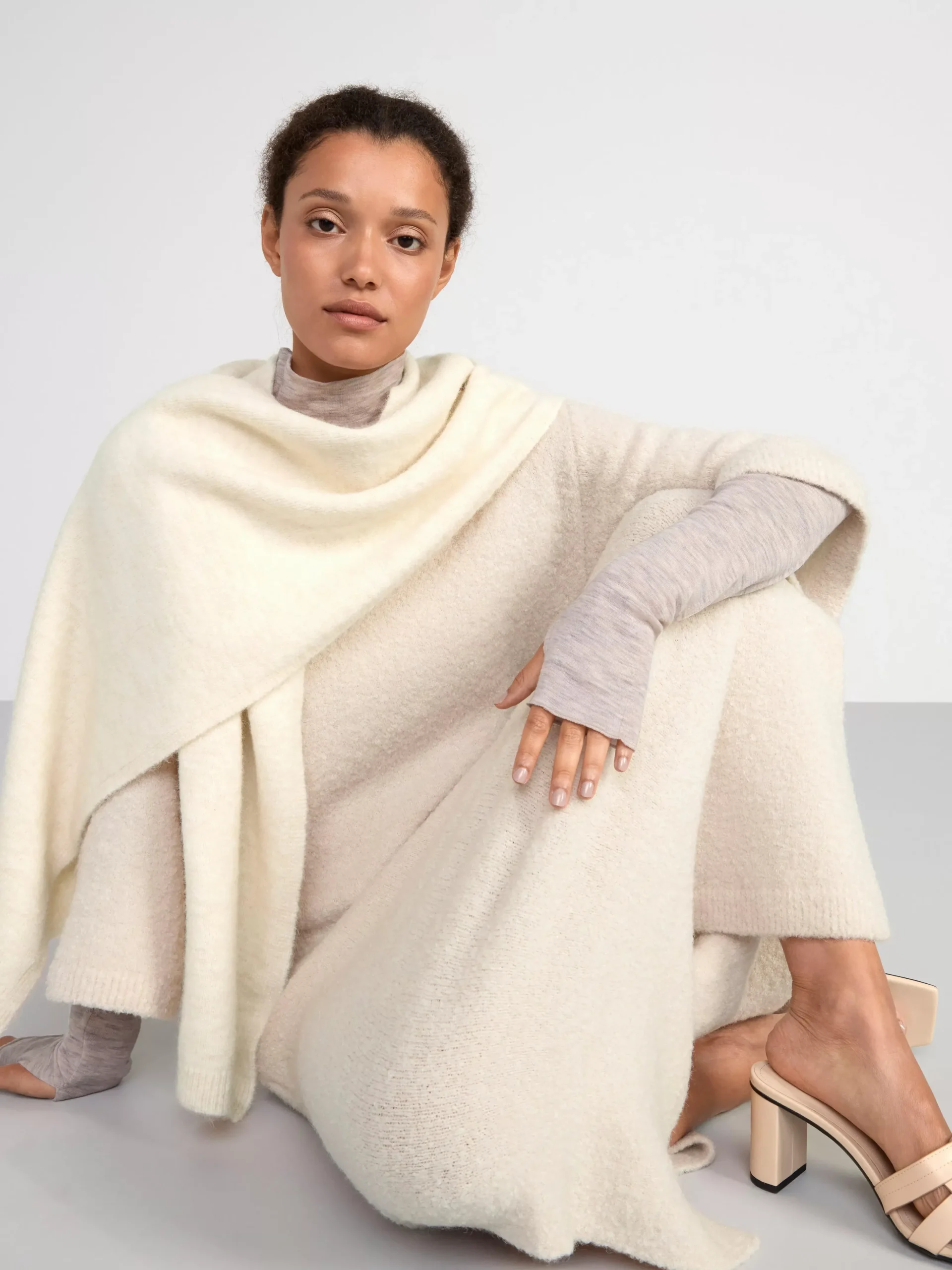 Klänningar>Lindex Stickad Klanning Med Kort Arm Light Beige