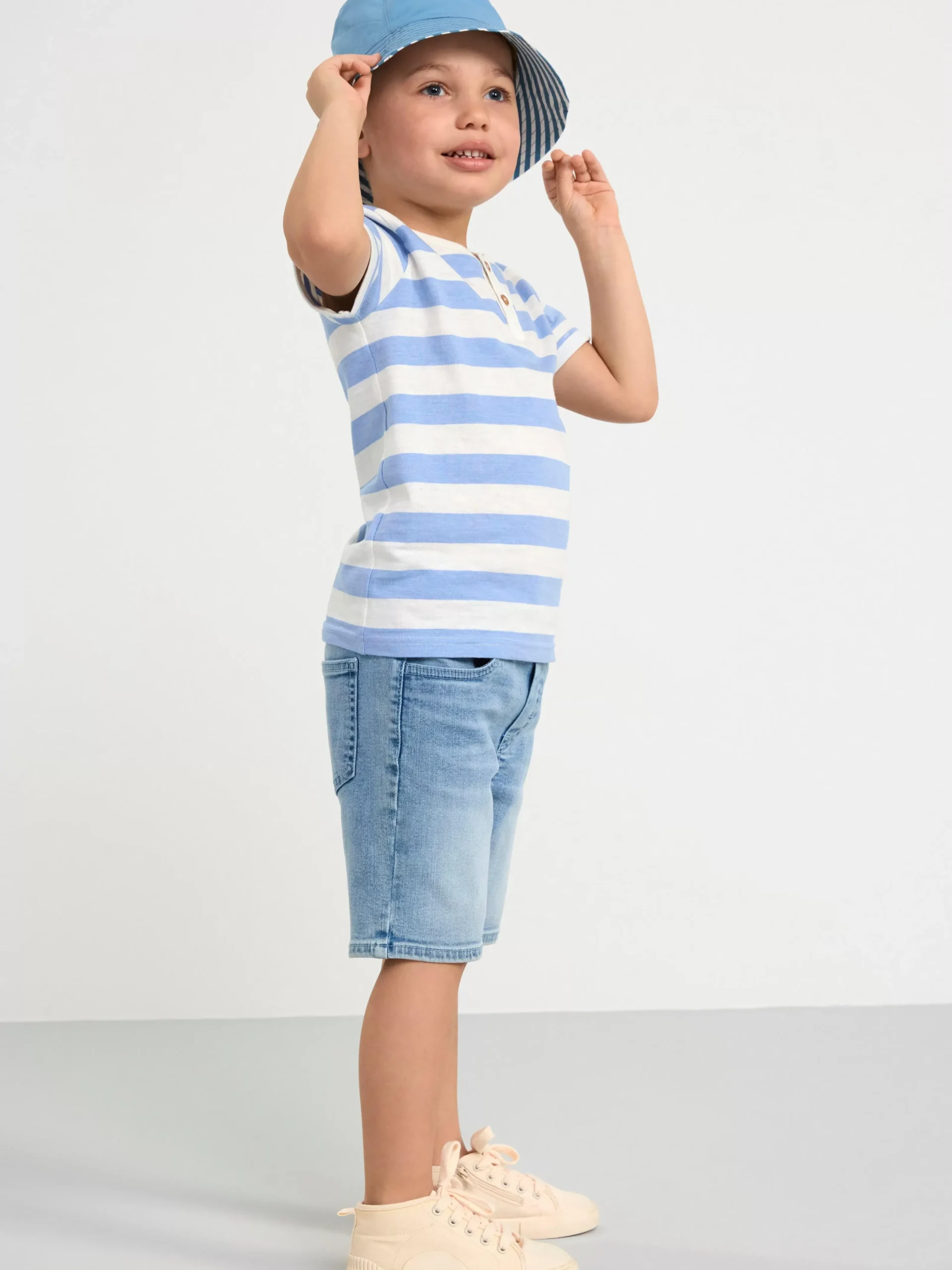 Byxor & Leggings>Lindex Sture Pull-Up-Shorts I Denim Med Normalhog Midja Och Rakt Ben Light Denim