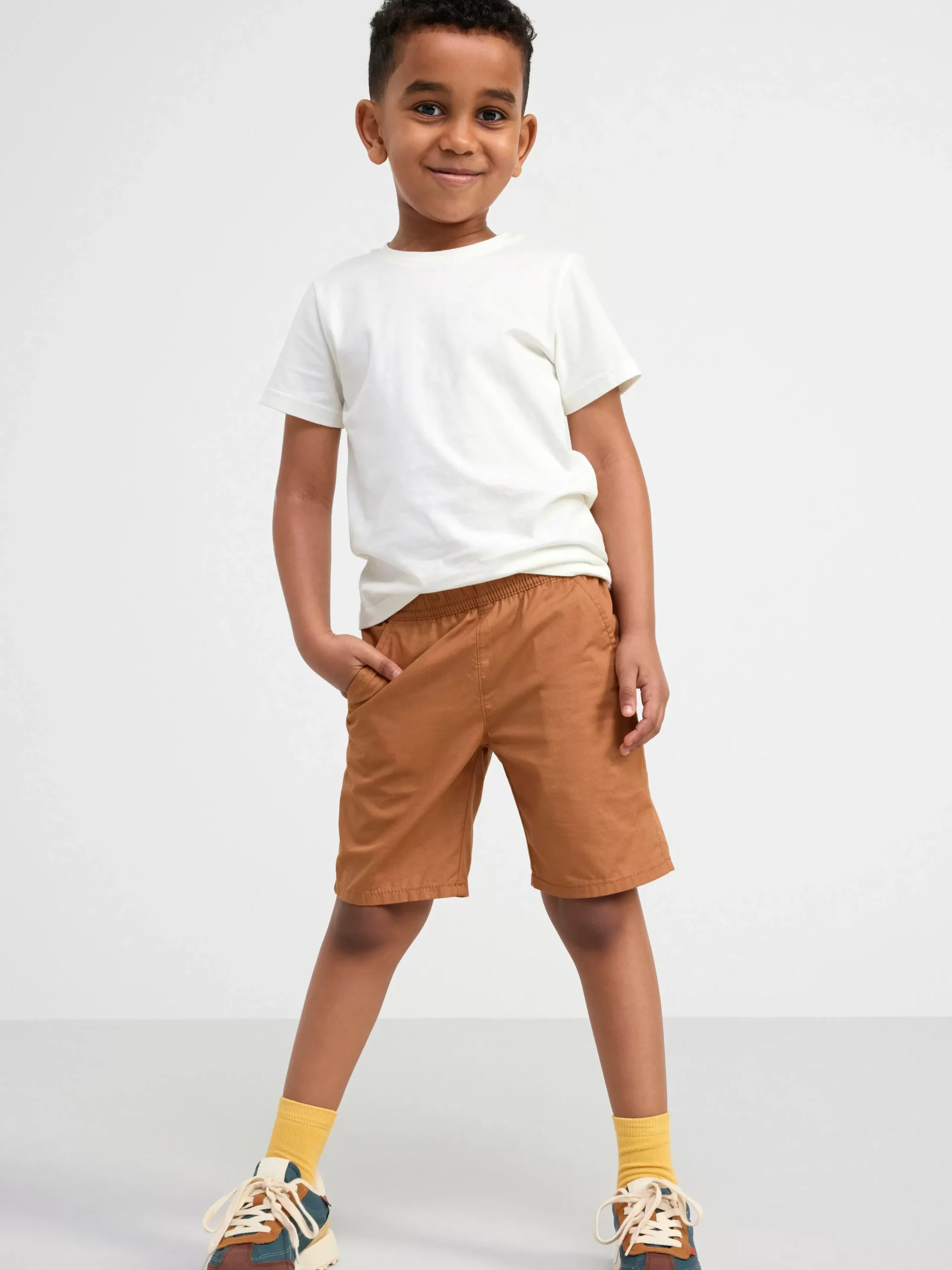 Byxor & Leggings>Lindex Sven Poplinshorts Med Raka Ben Och Normalhog Midja Brown