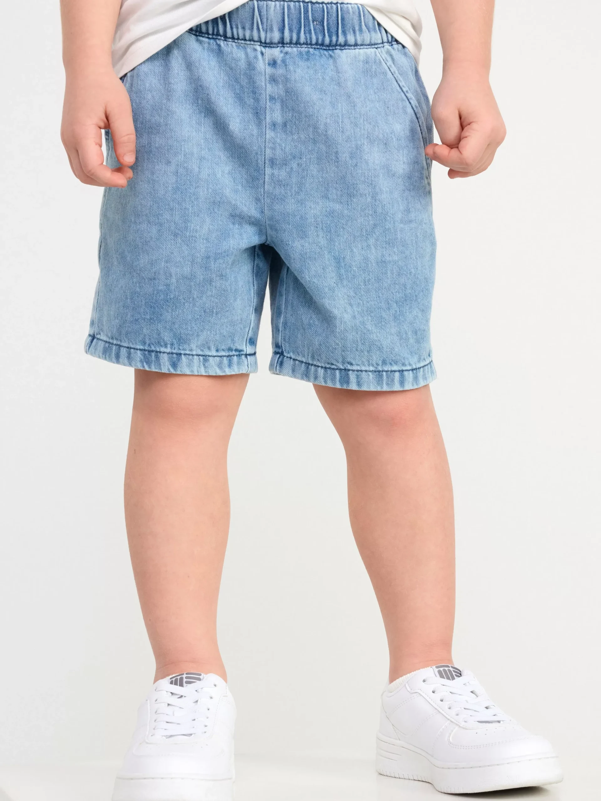 Byxor & Leggings>Lindex Svenshorts Med Normalhog Midja Och Rakt Ben Denim