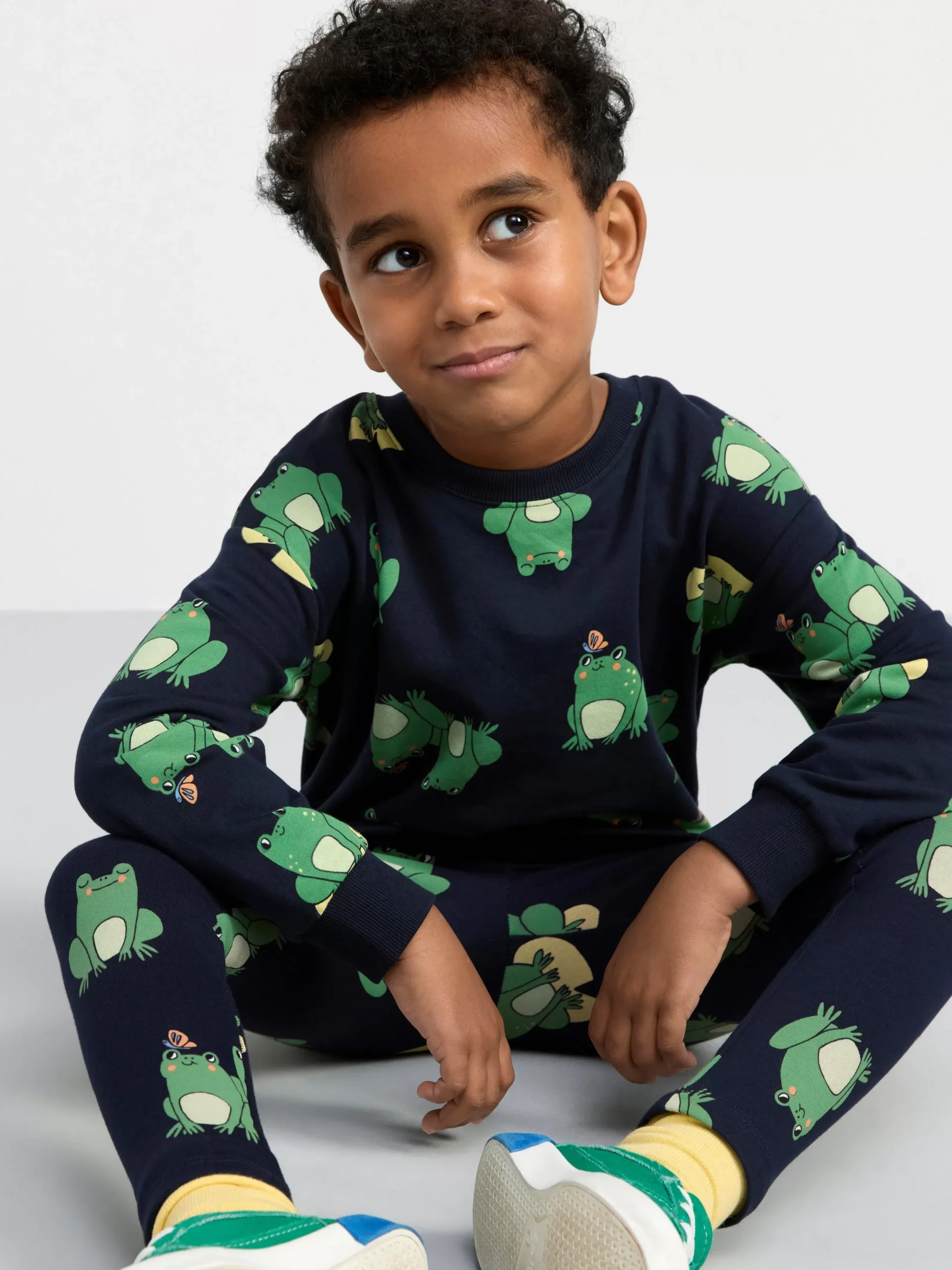 Tröjor & Cardigans>Lindex Sweatshirt Med Borstad Insida Och Grodor Dark Navy